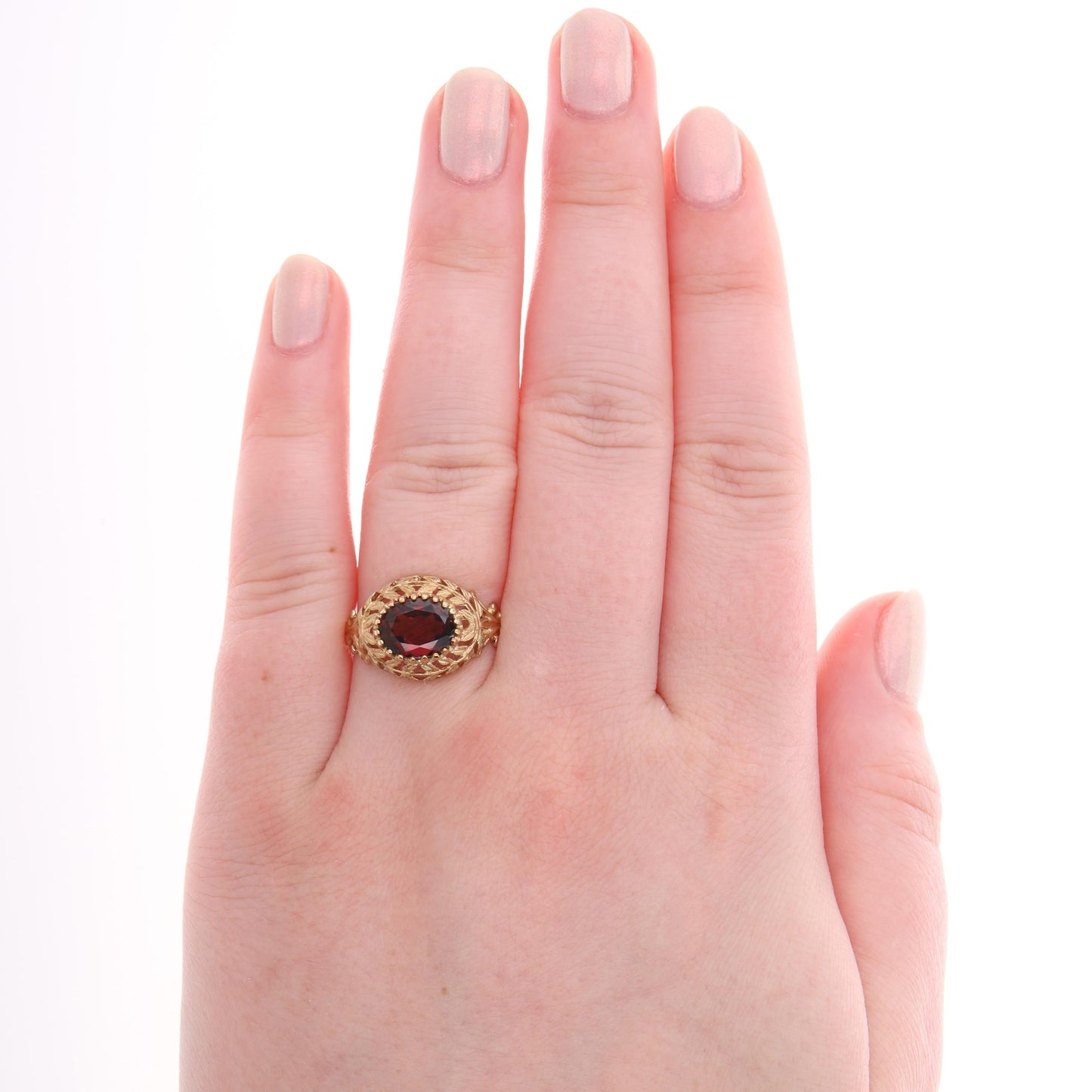 10k Yellow Gold Oval Garnet East/West Set Leaf Filigree Ring, Finger Size 7.25