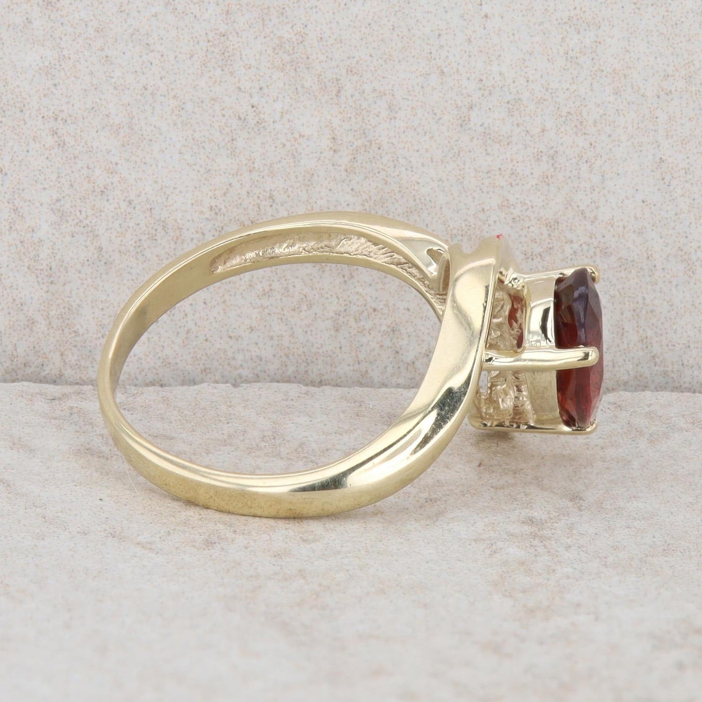 10k Yellow Gold Pear Mozambique Garnet & Diamond Curved Ring