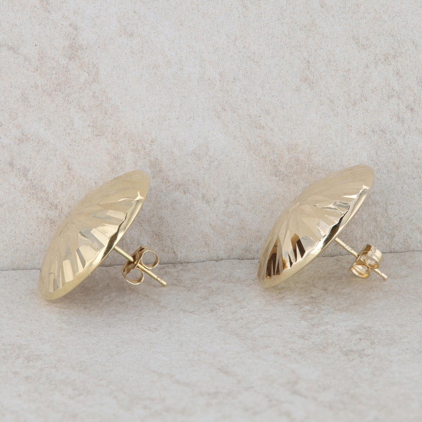 14k Yellow Gold Round Diamond Cut Disc Stud Earrings, 3.3g