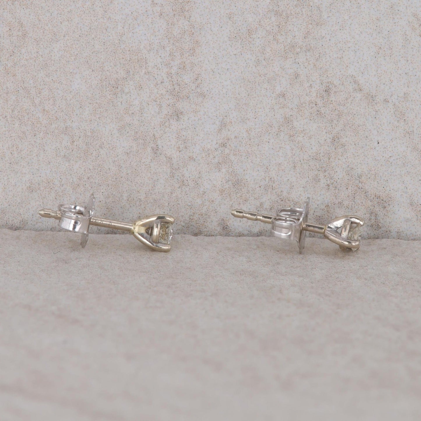 14k White Gold 0.22cttw Diamond Stud Earrings