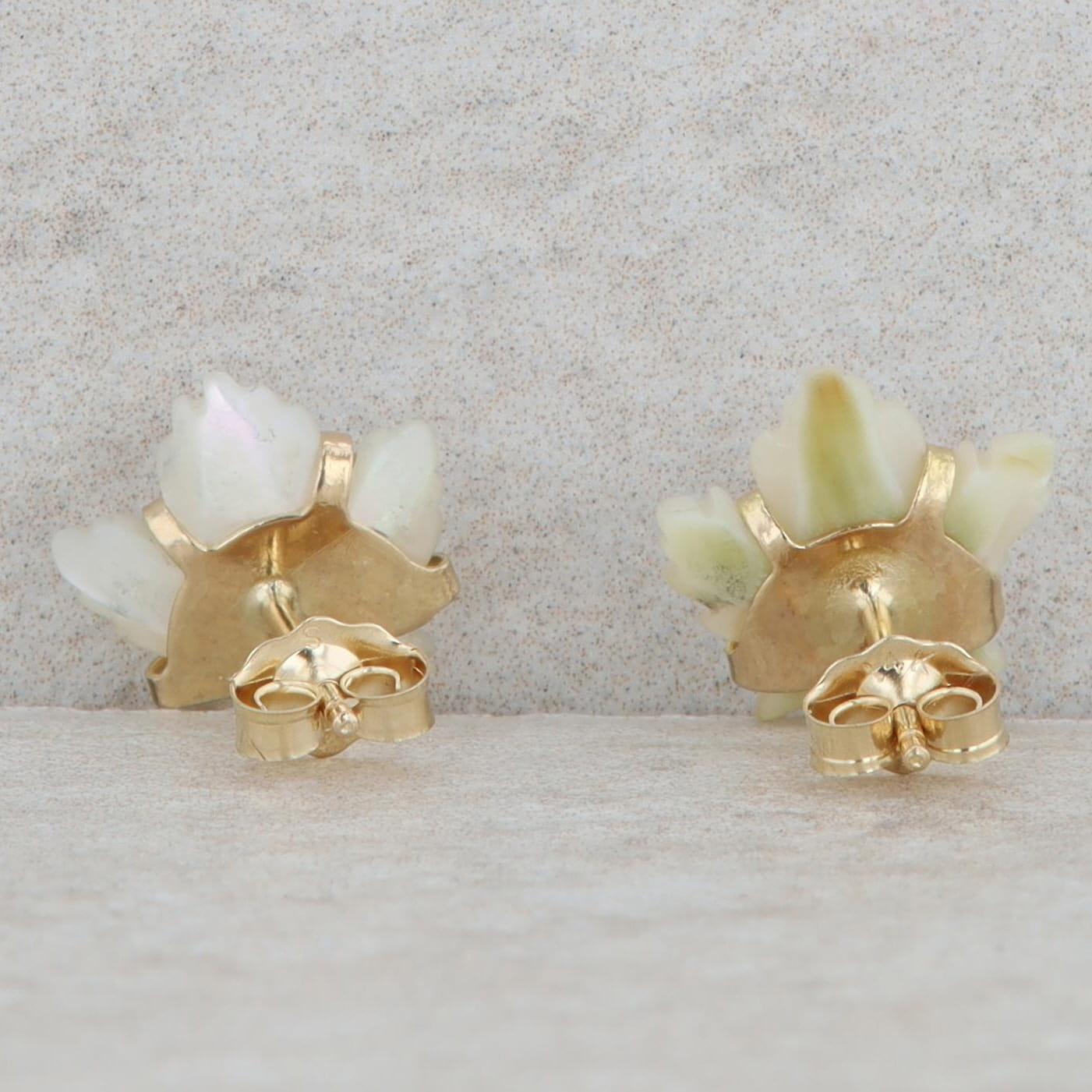 14k Yellow Gold Mother of Pearl Leaf Stud Earrings