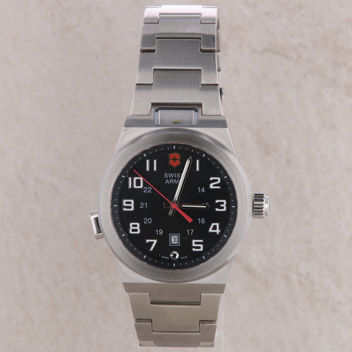 Swiss Army Victorinox Nigh Vision LED Flashlight/ Blue Light Watch, 241130