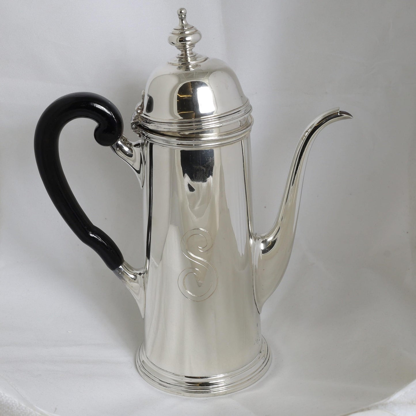 Tiffany & Co Sterling Silver Tea Pot, Creamer, Sugar and Tray Set