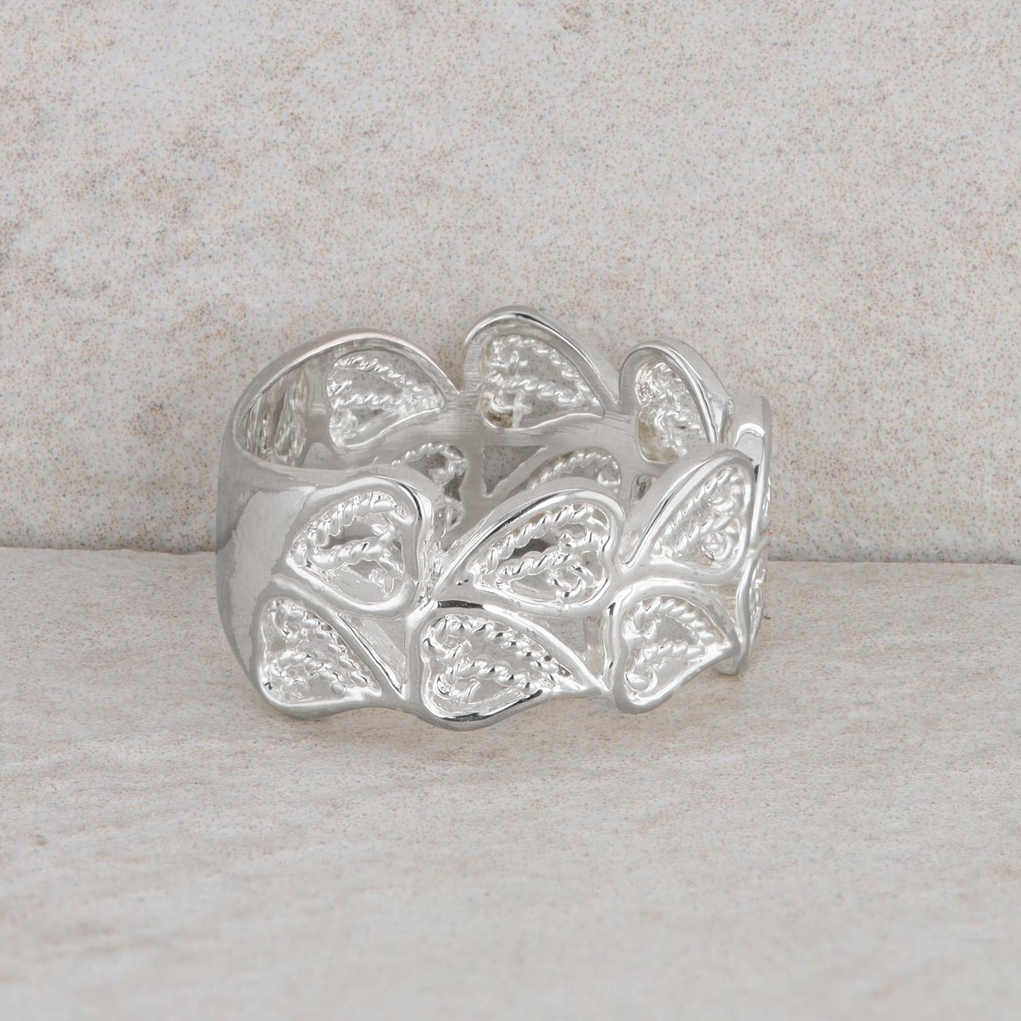 Sterling Silver Double Row Heart Wide Band 4.7g