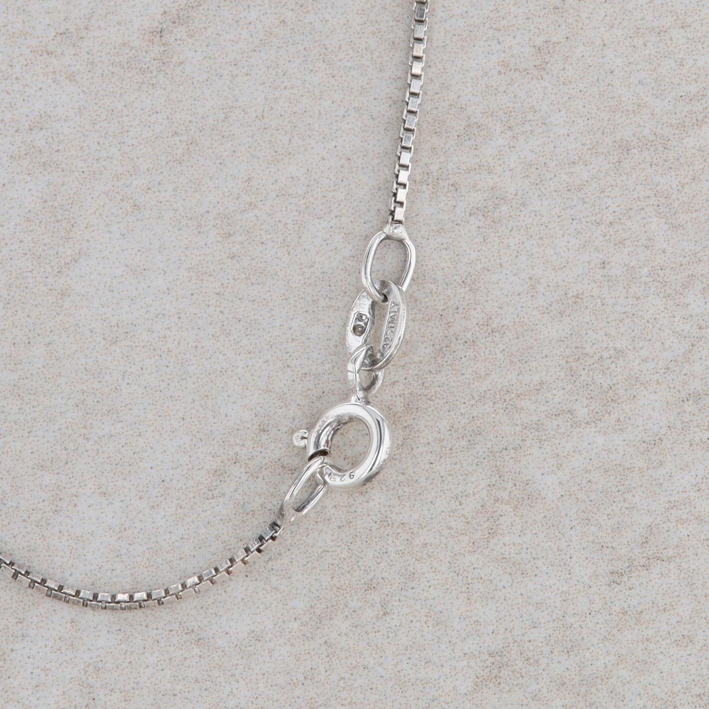Sterling Silver Malachite Oval Necklace