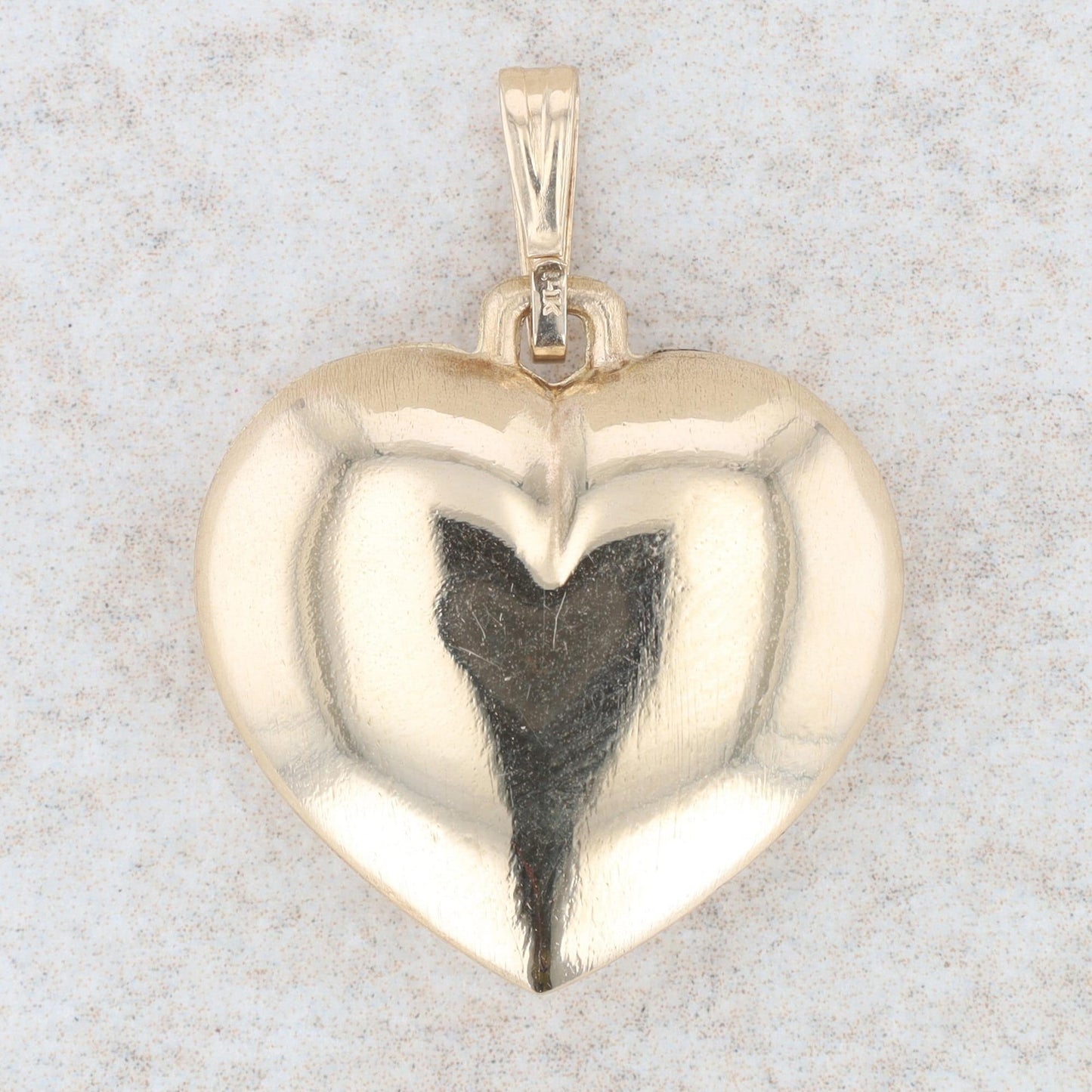 14k Yellow Gold Diamond Cut Leaf Etching Puffed Heart Pendant, 2.1g