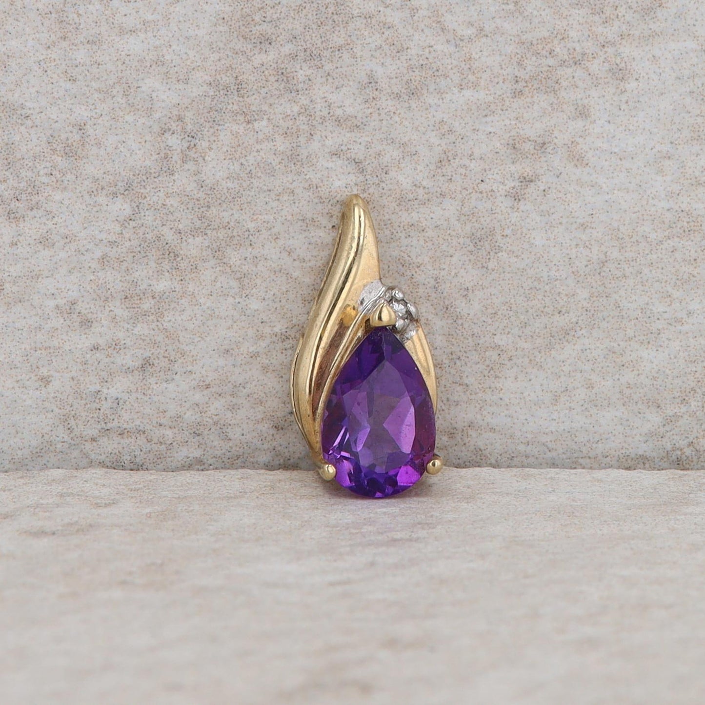 10k Yellow Gold Pear Shaped Amethyst and Diamond Pendant