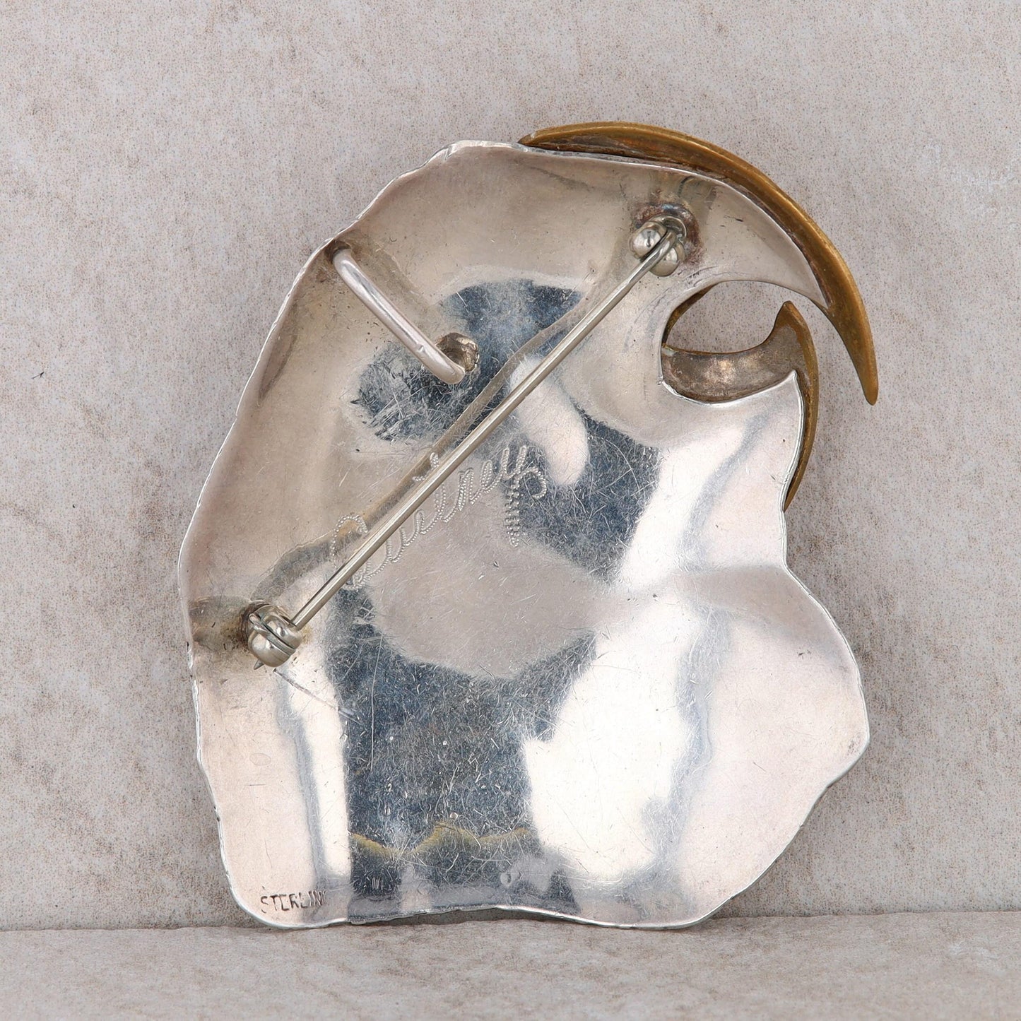 Sterling "Courtney Parrots" Head Brooch w/ Syn. Opal Eye, 23.56g