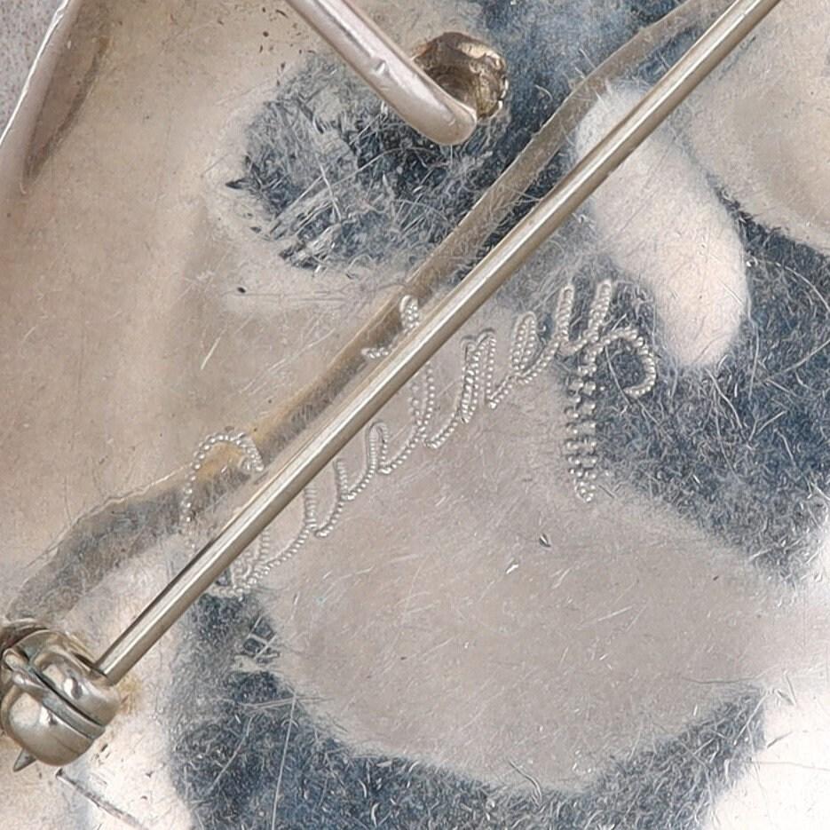 Sterling "Courtney Parrots" Head Brooch w/ Syn. Opal Eye, 23.56g