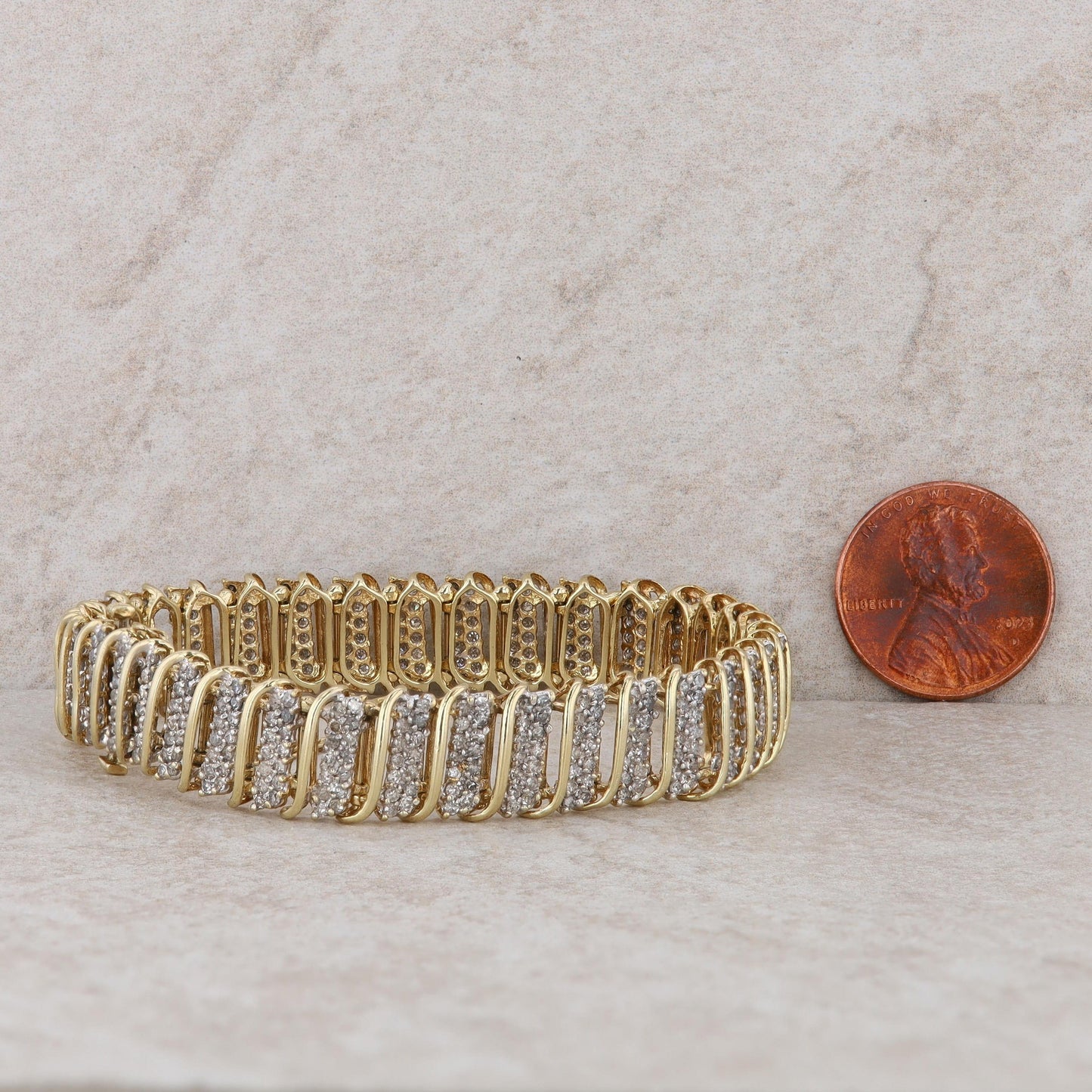 10k Yellow Gold Diamond Link Bracelet