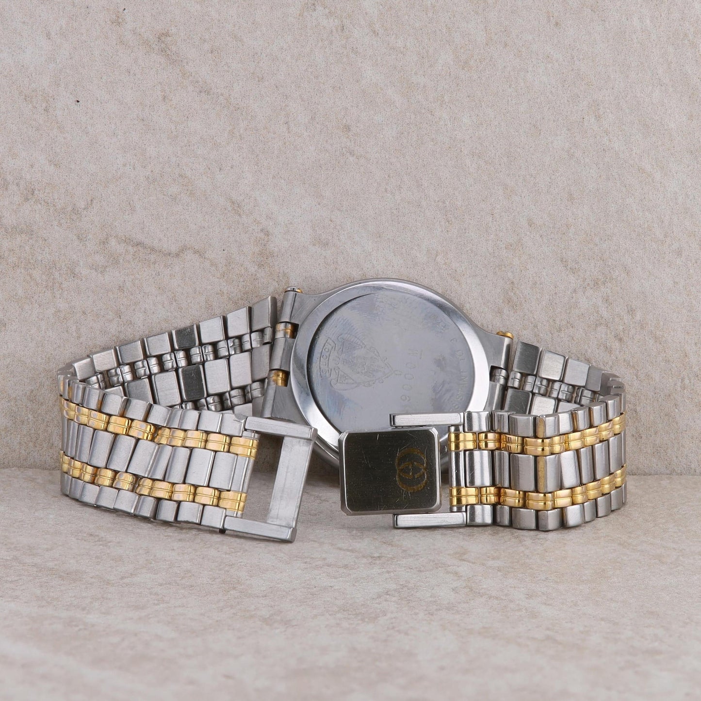 Gucci Unisex Stainless Steel Two Tone Watch #9040l