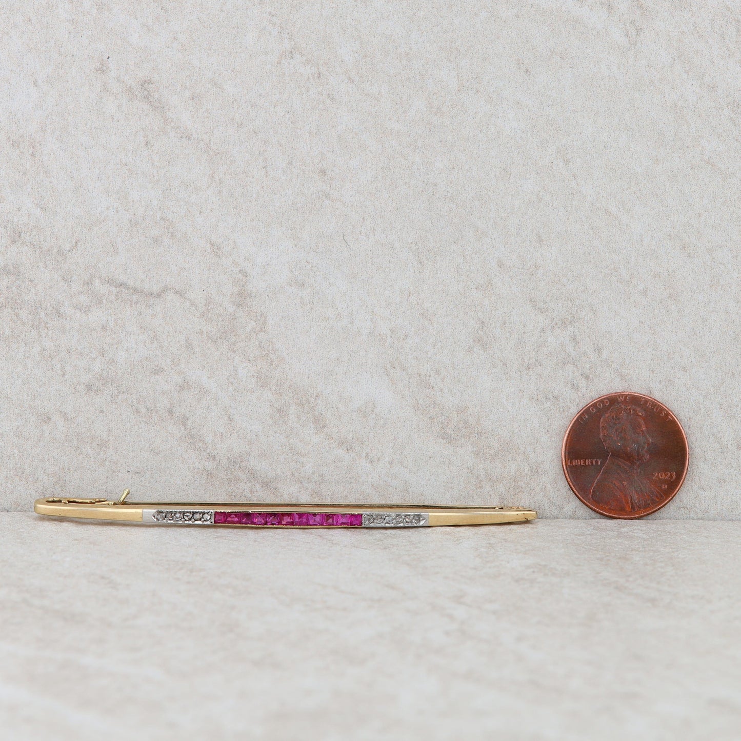 14k Yellow Gold Diamond and Ruby Pin