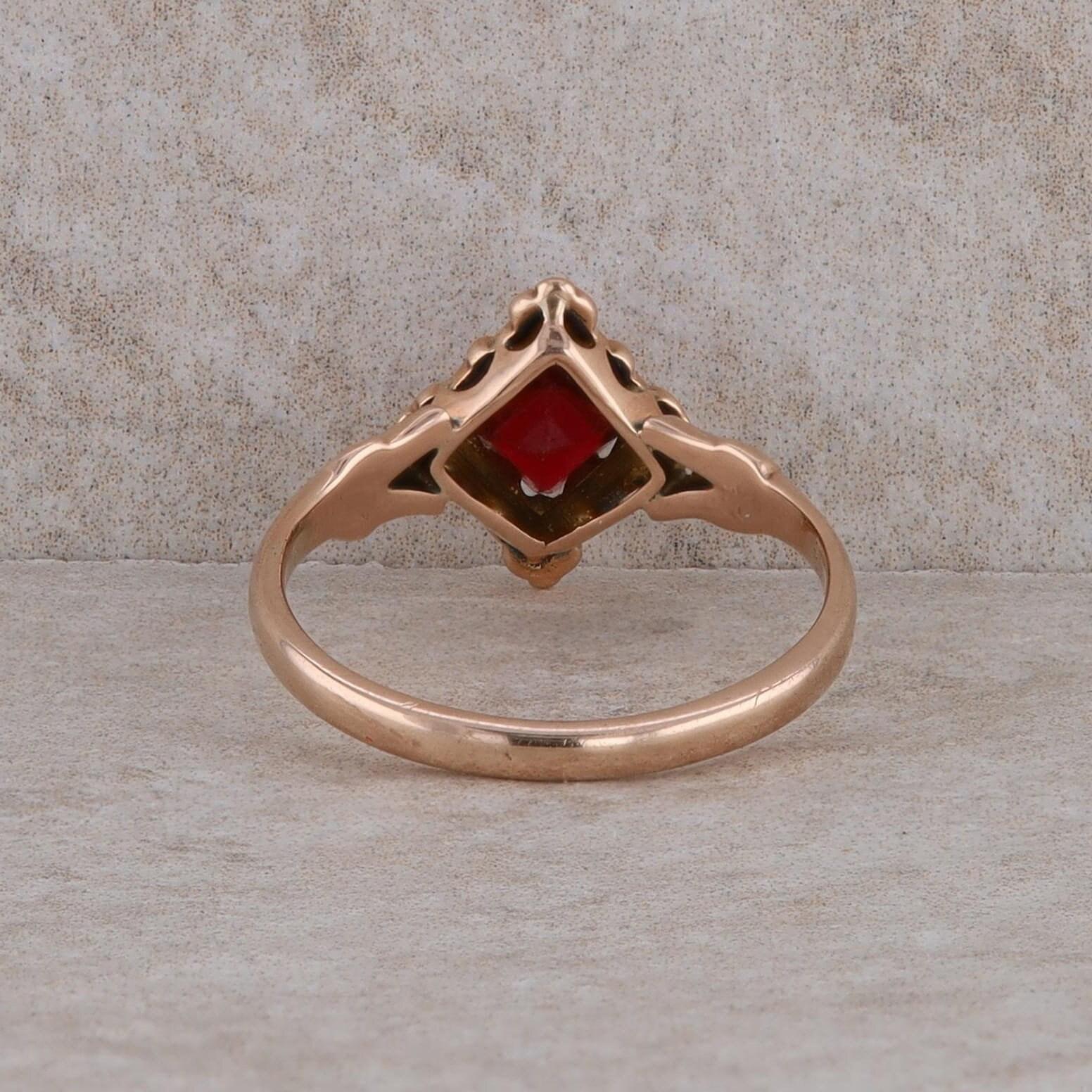 10k Rose Gold Ruby Synthetic Lab Grown Princess Cut and Rose Cut Diamond Ring