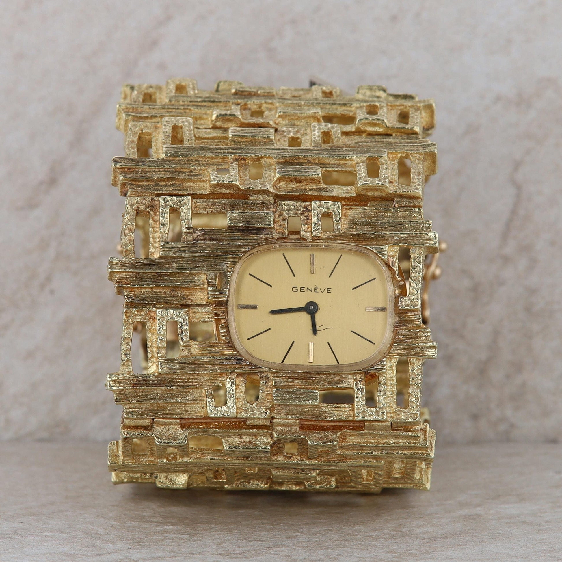 14k Yellow Geneve Textured Bracelet Watch