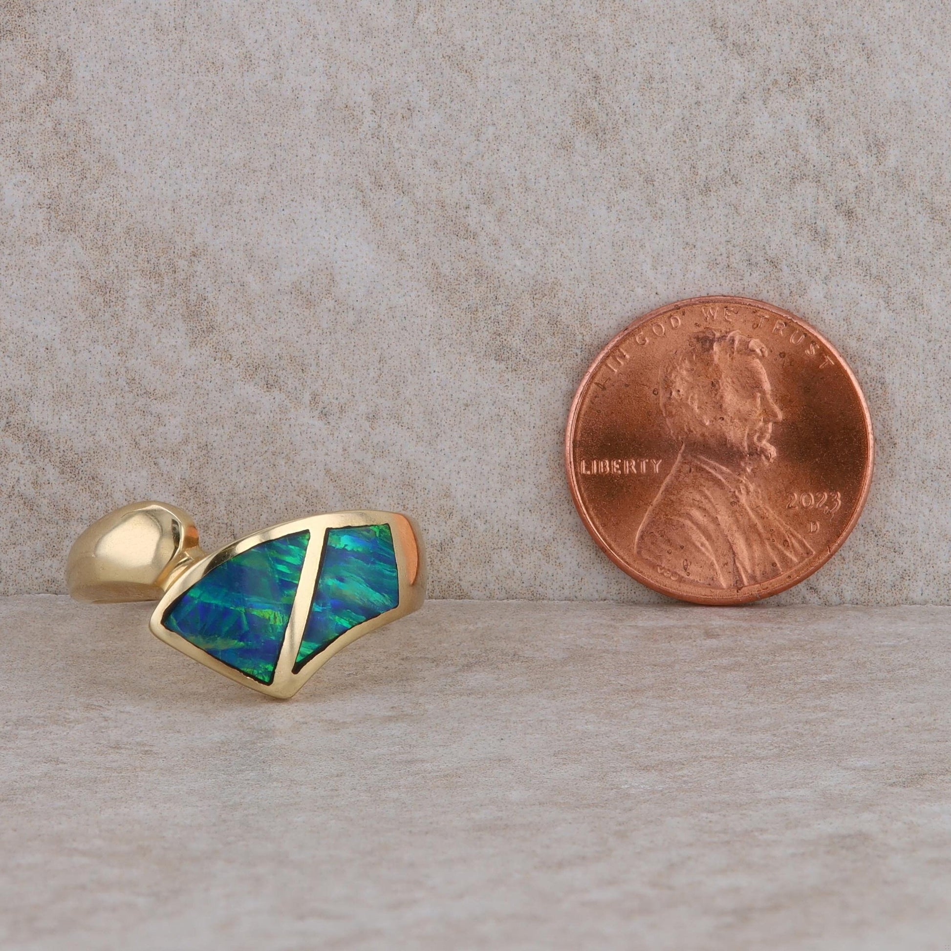 14k Yellow Gold Opal Bypass Ring 4.86 grams