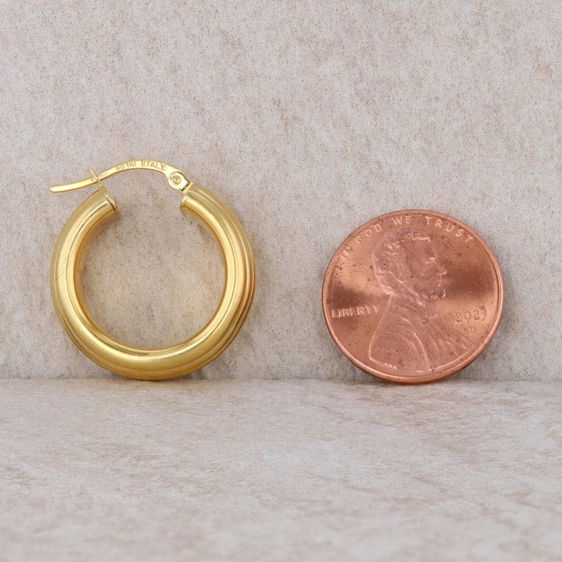 18k Yellow Ridged Textured Hoop Earrings