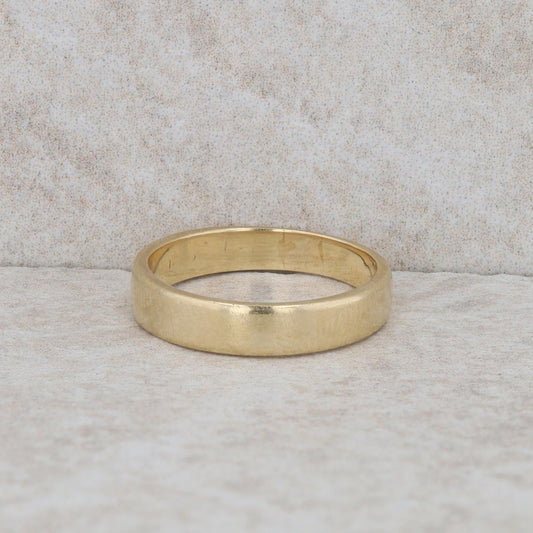 14k Yellow Gold Wedding Band