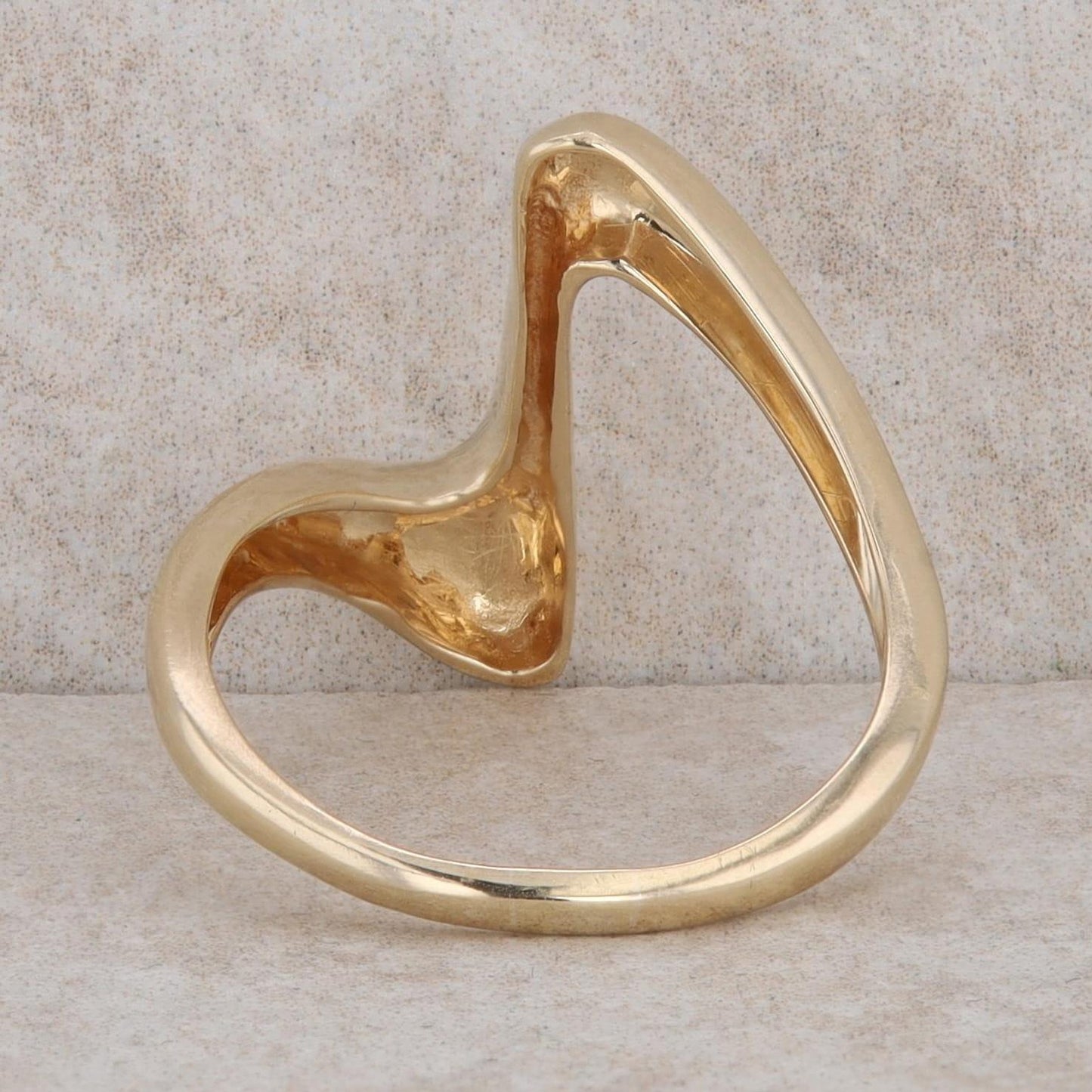14k Yellow Gold Abstract V Shape Curved Ring, 3.4g