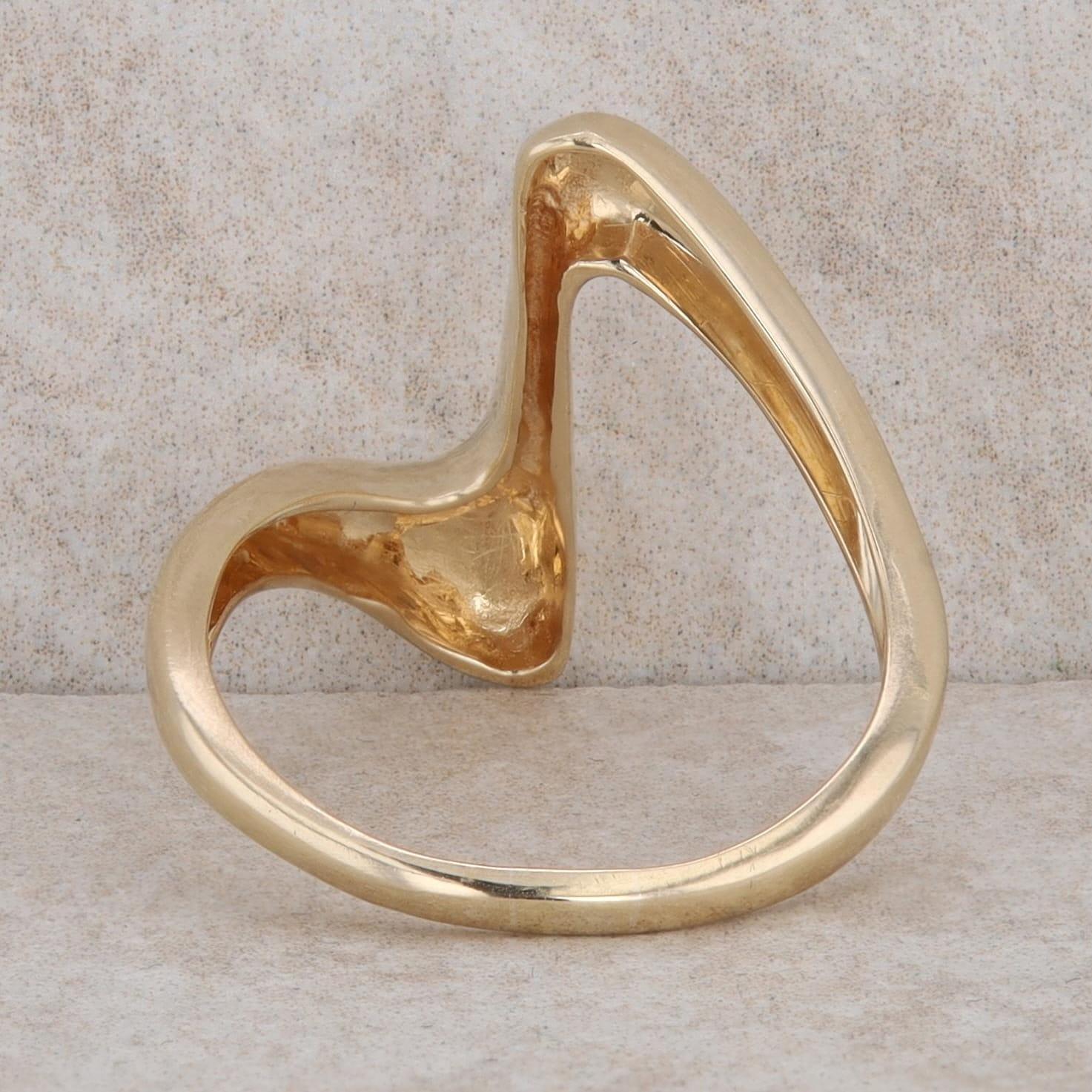 14k Yellow Gold Abstract V Shape Curved Ring, 3.4g
