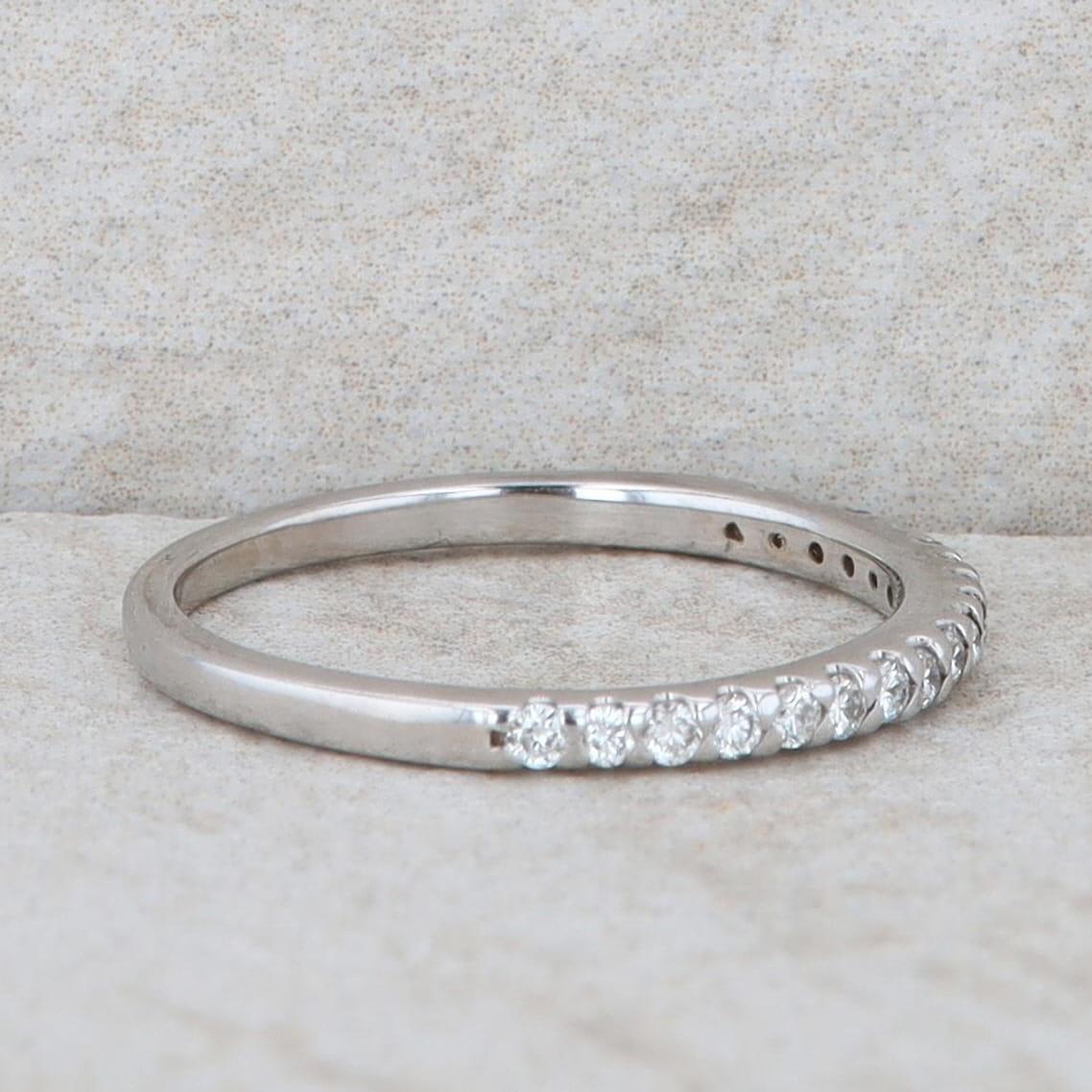 14k White Gold Diamond Shared Prong Band