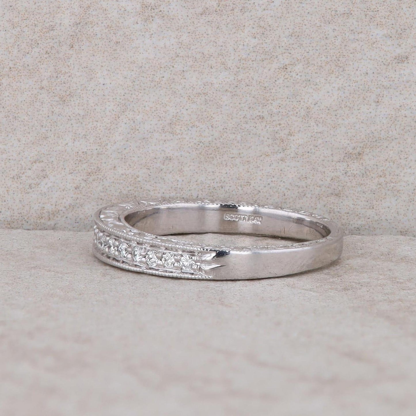 14k White Gold Milgrain Design Band