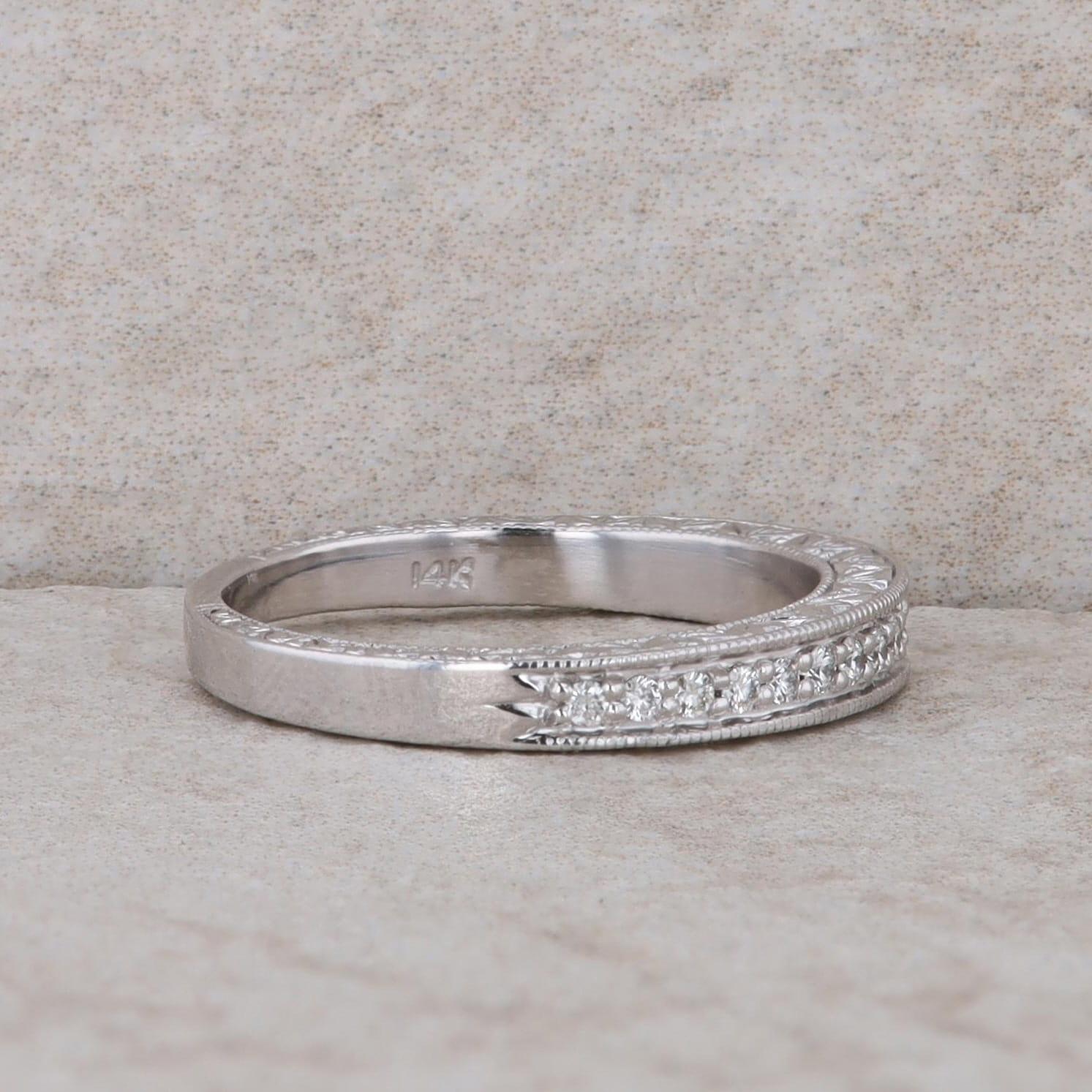 14k White Gold Milgrain Design Band