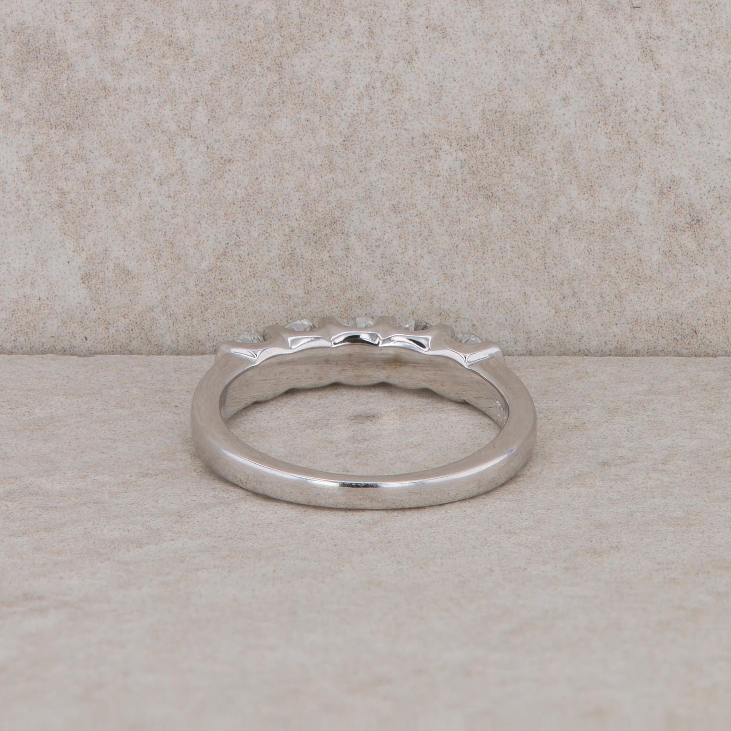 14k White Gold Five Diamond LEO Band