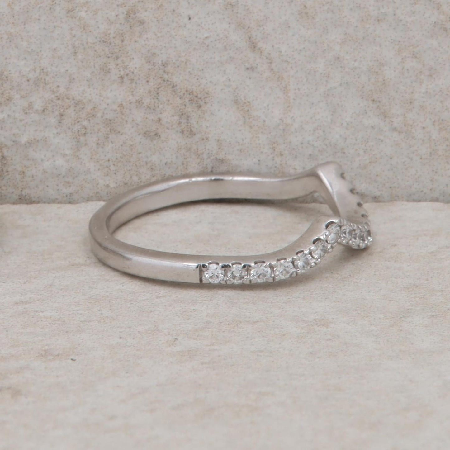 14k White Gold 0.22 Carat Diamond Curved Wedding Band, Leo
