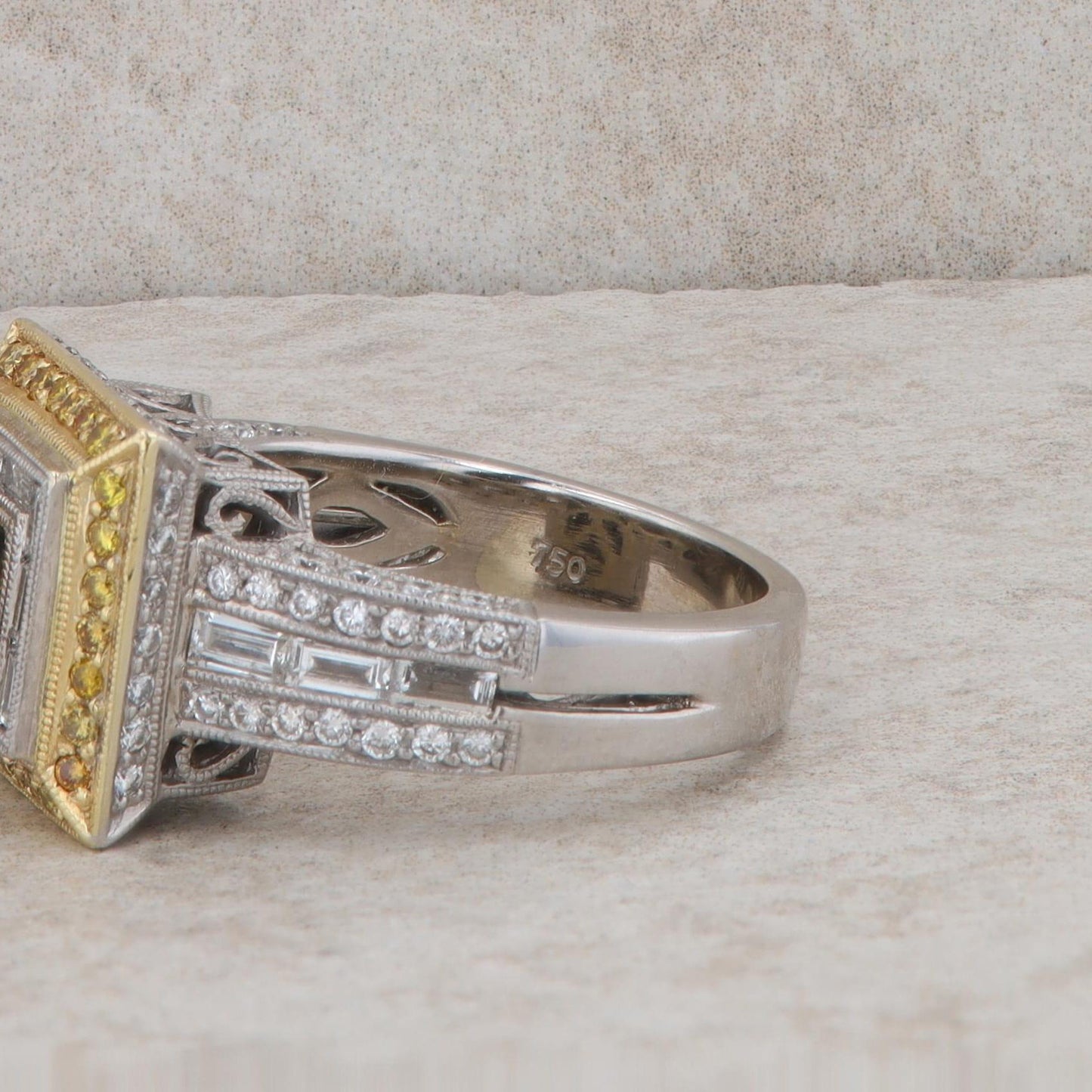 18k Two Tone Diamond Fashion Ring