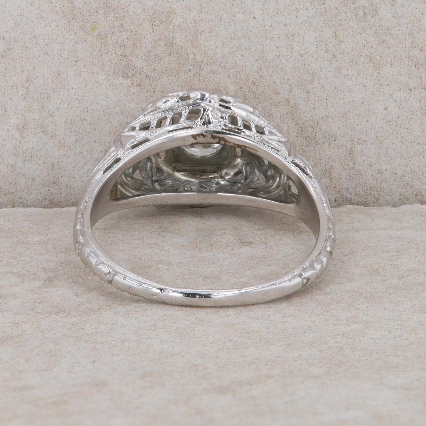 18k White Gold Diamond Filigree Cutout Style Engagement Ring