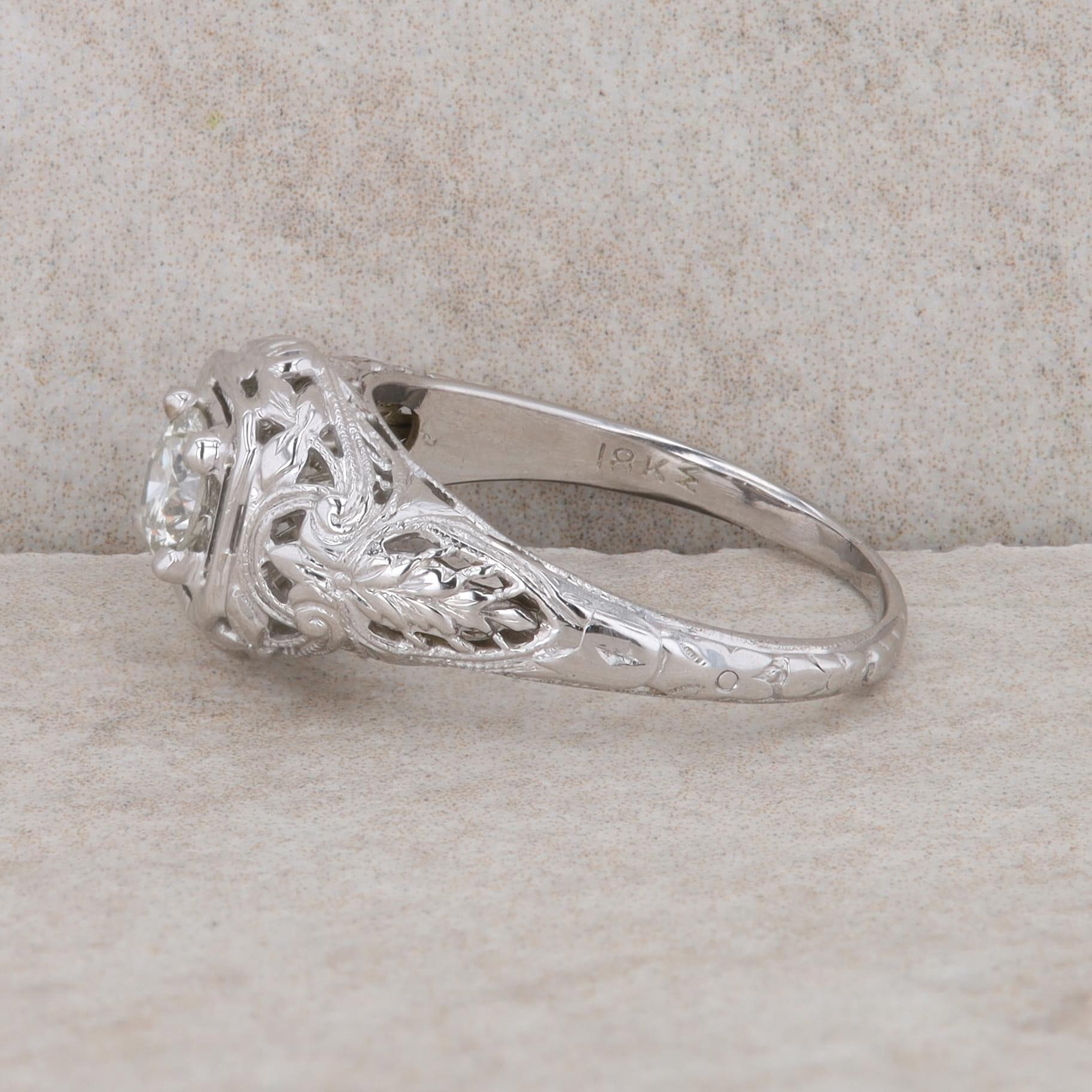 18k White Gold Diamond Filigree Cutout Style Engagement Ring