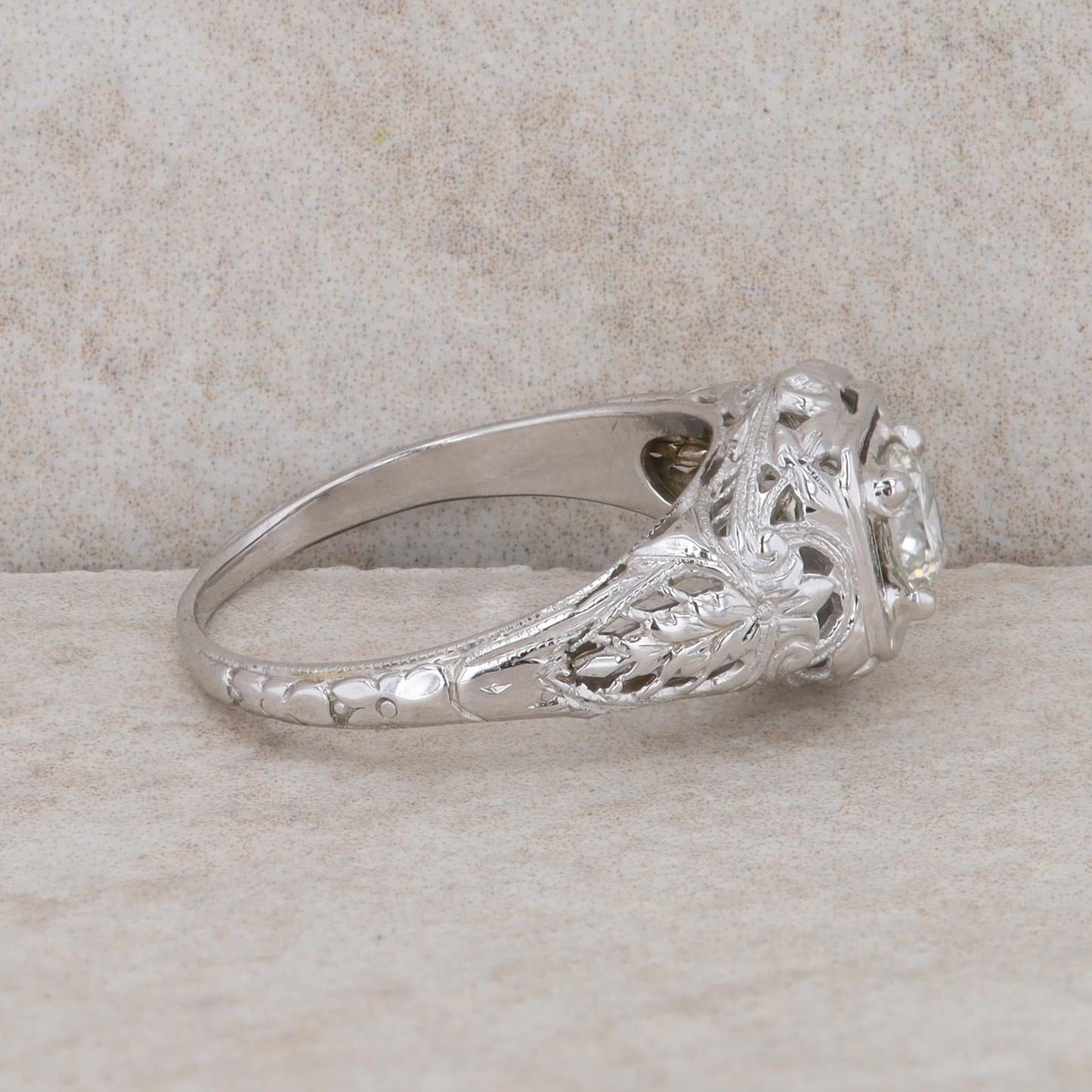 18k White Gold Diamond Filigree Cutout Style Engagement Ring