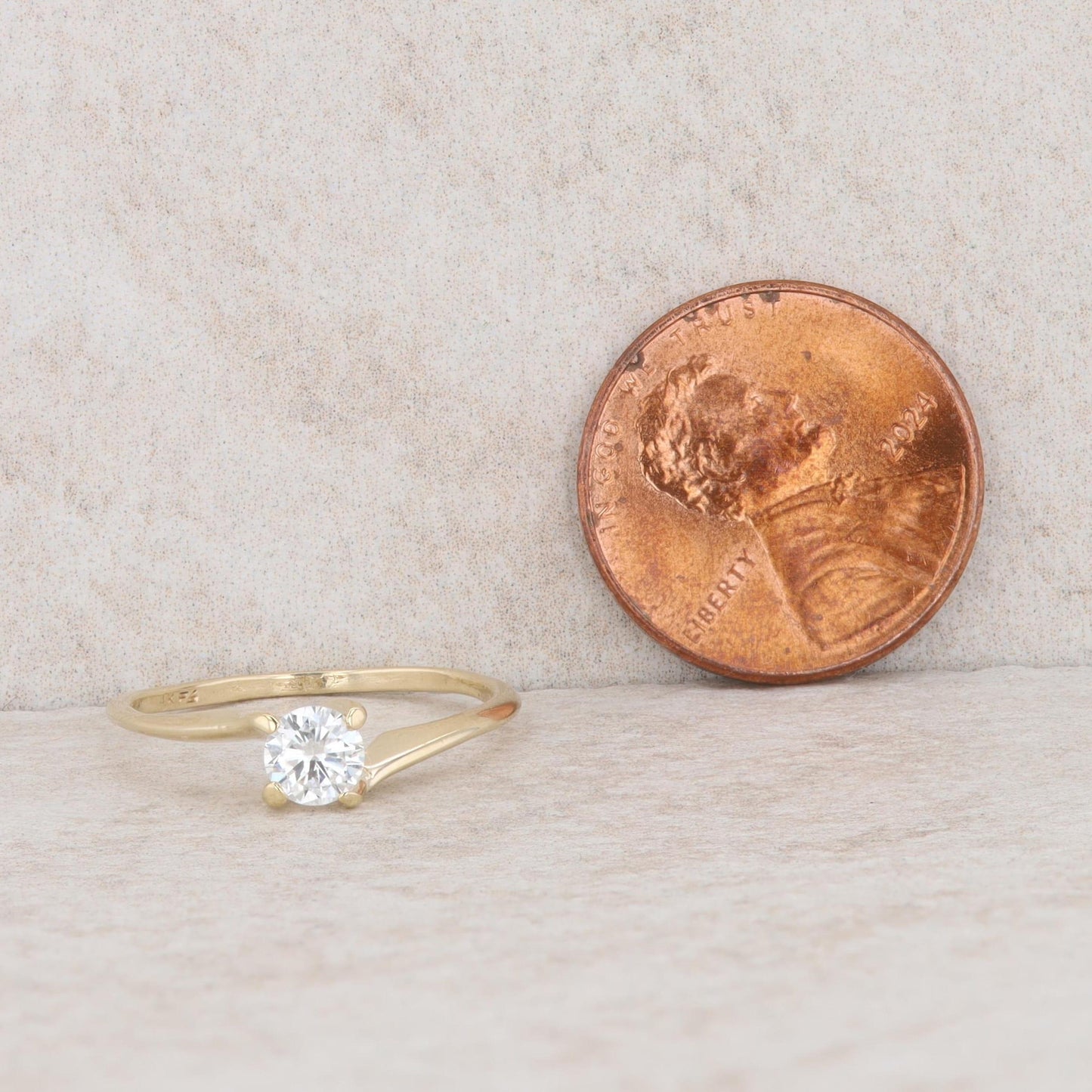 14k Yellow Gold Round Solitaire Engagement Ring