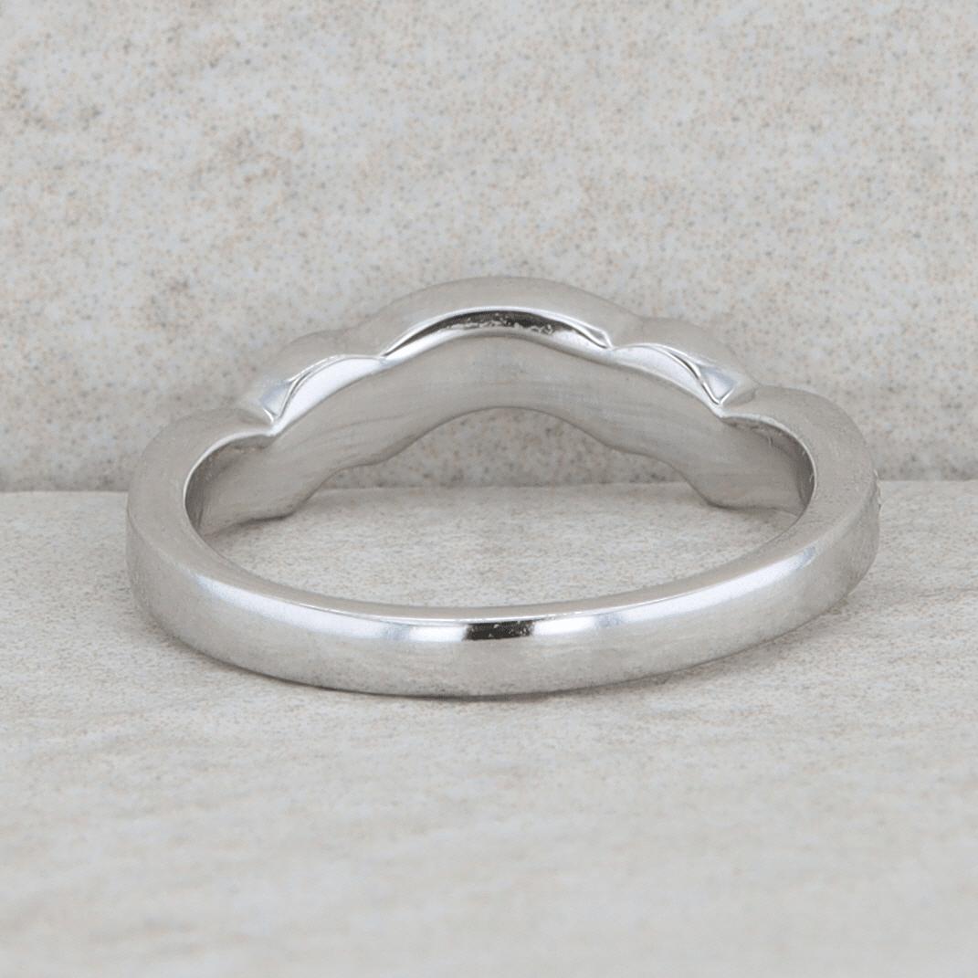 18k White Gold Curved Bead Set Channel Band