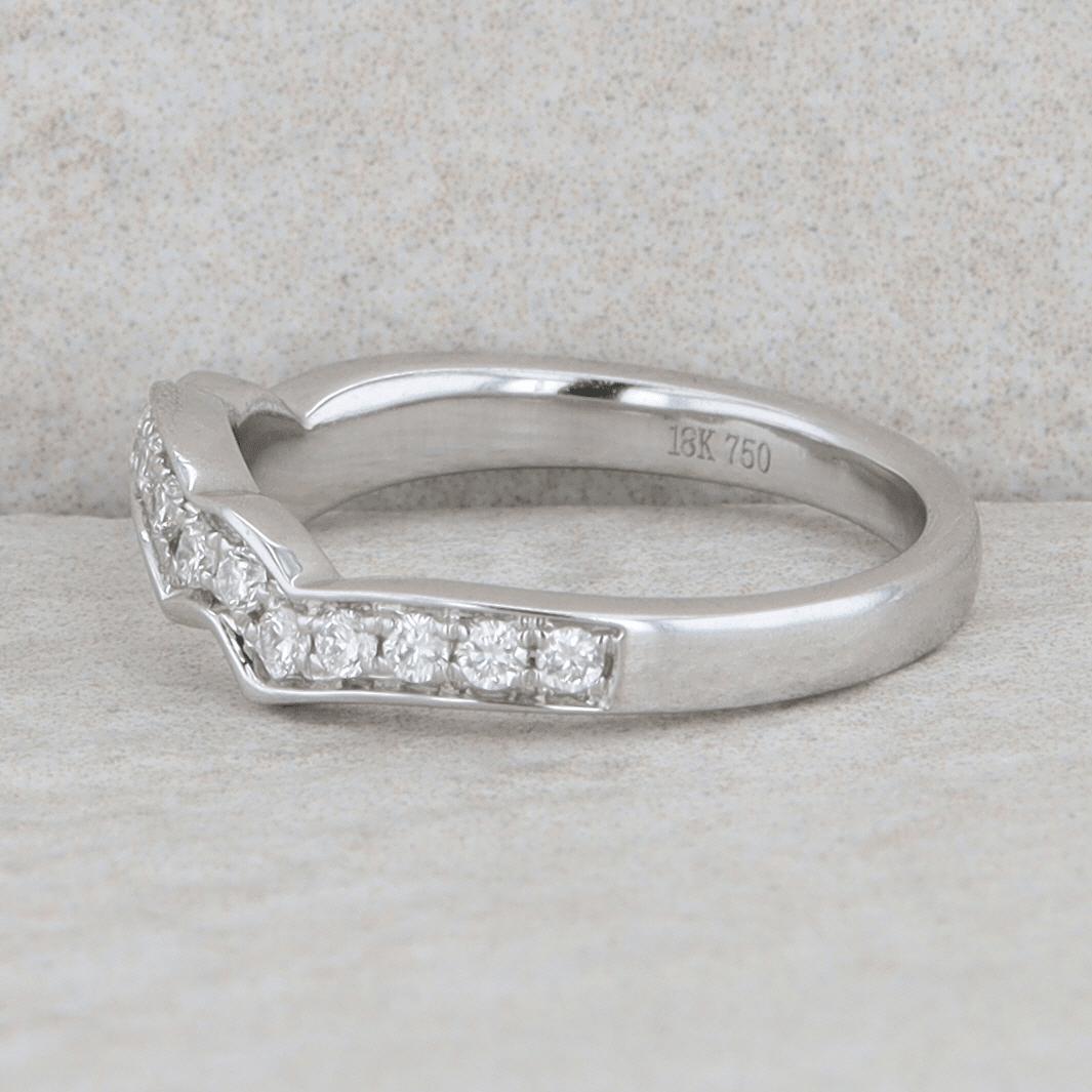 18k White Gold Curved Bead Set Channel Band