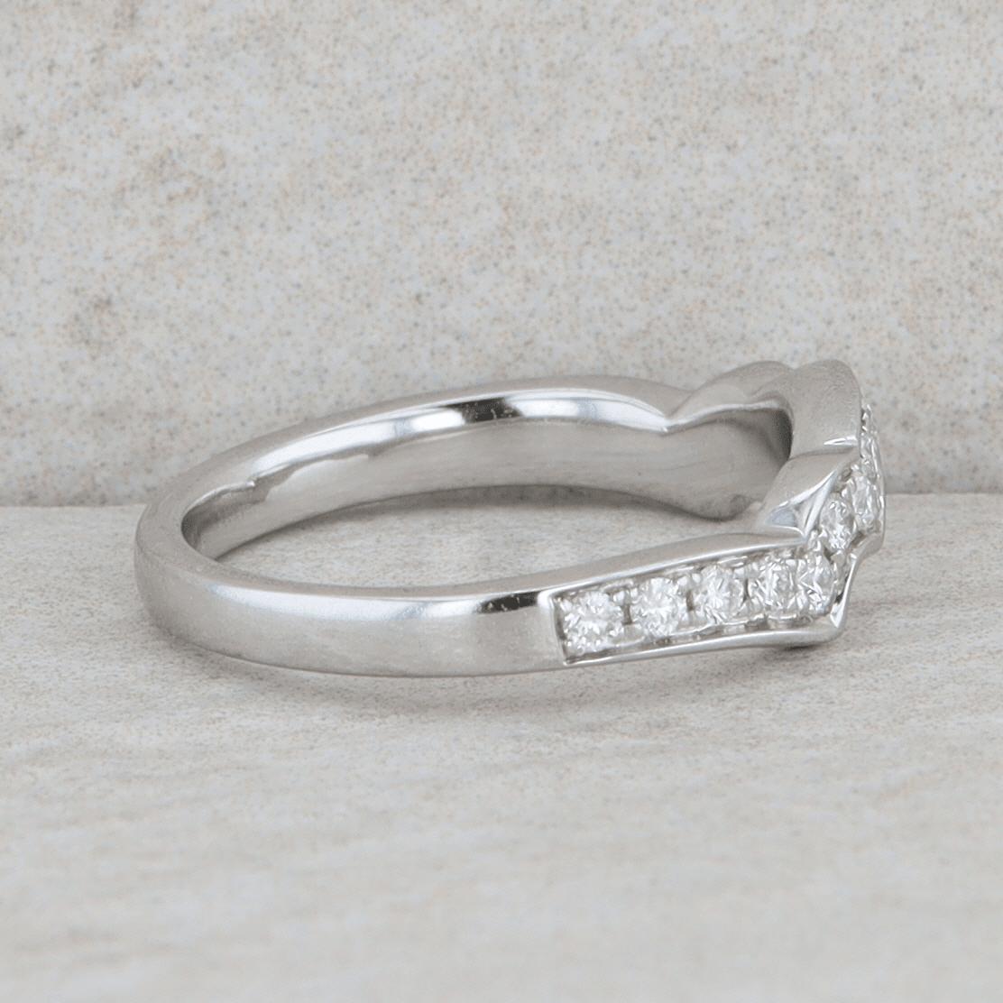 18k White Gold Curved Bead Set Channel Band