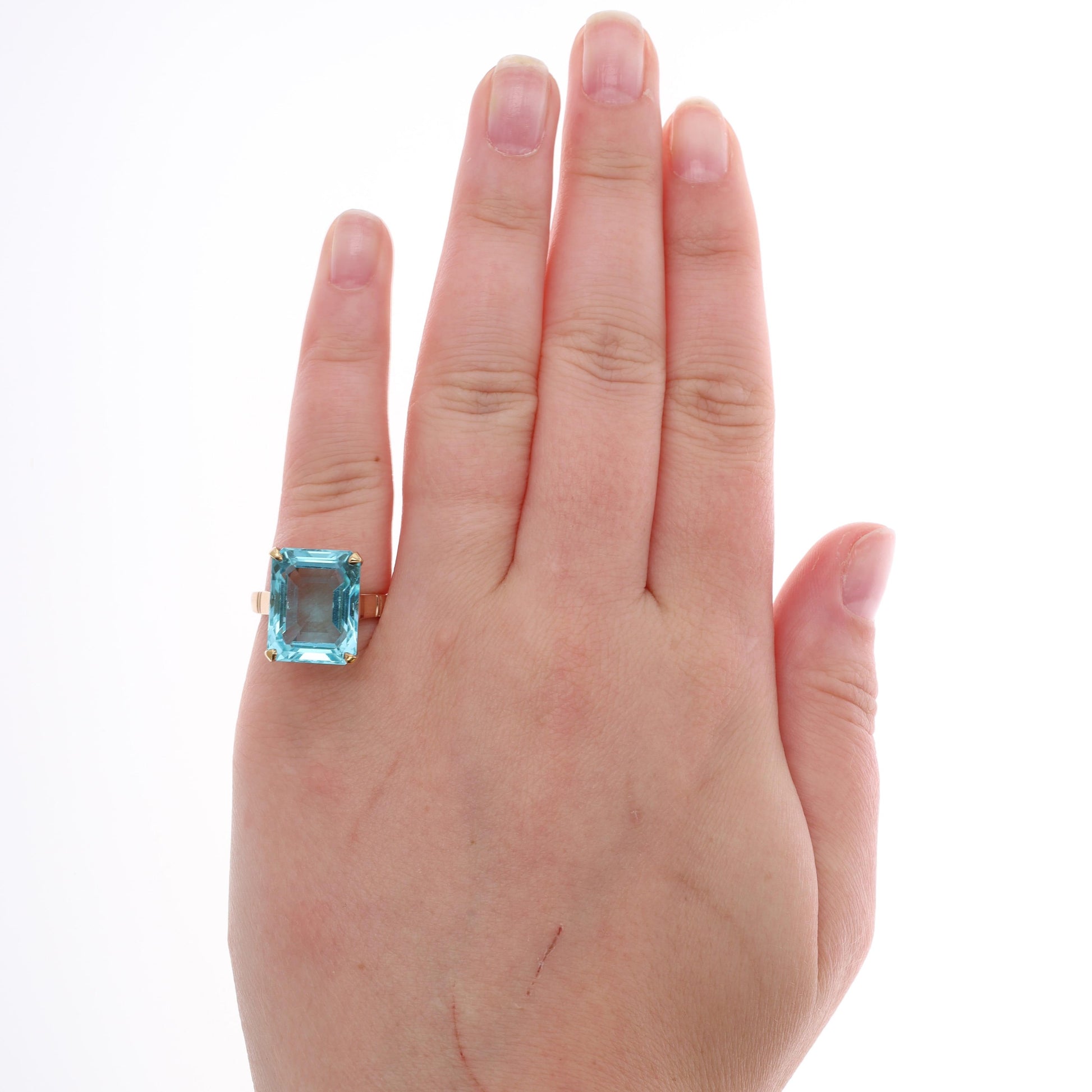 18k Yellow Gold Blue Glass Emerald Cut Stone Fashion Ring