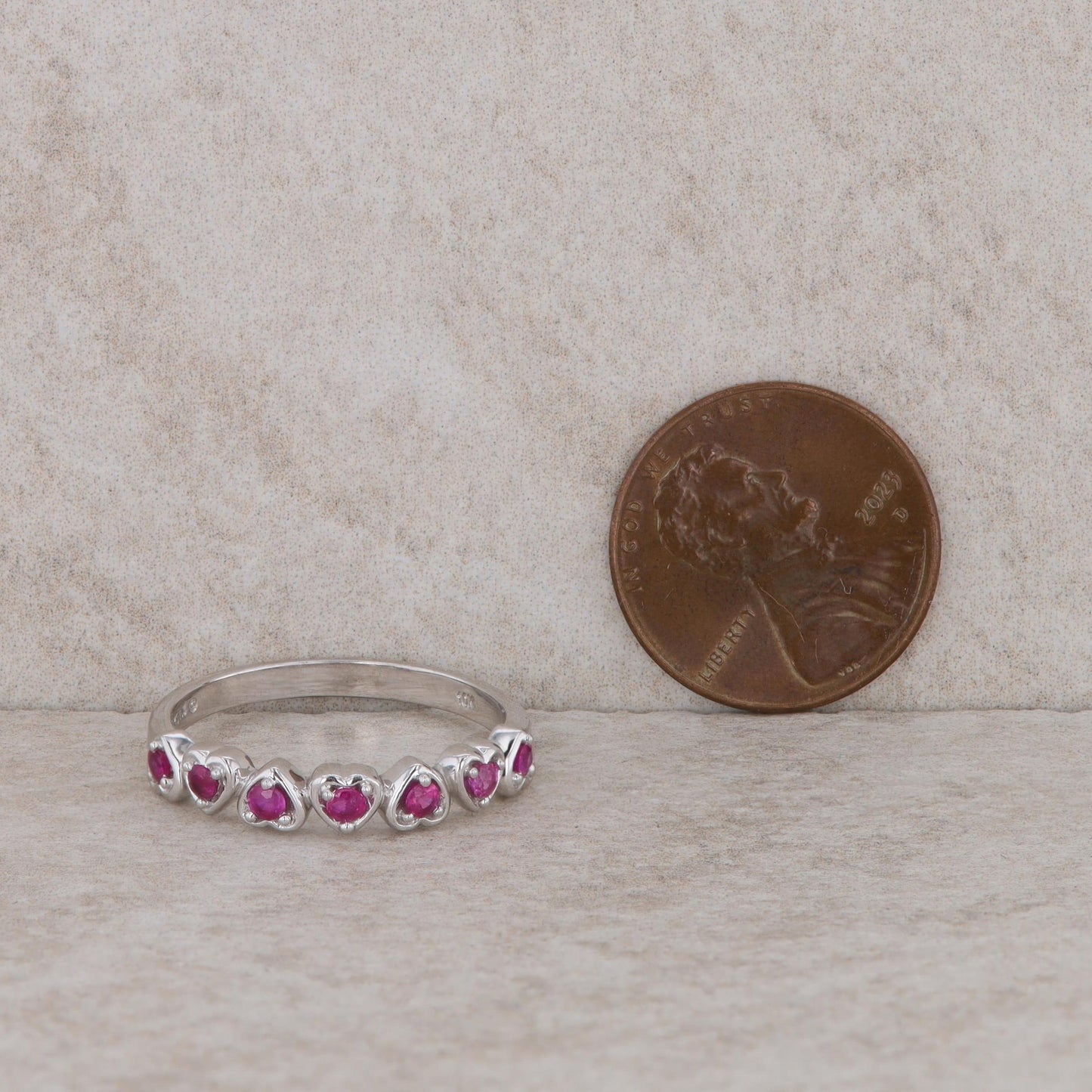 10k White Gold Heart Pink Sapphire Band