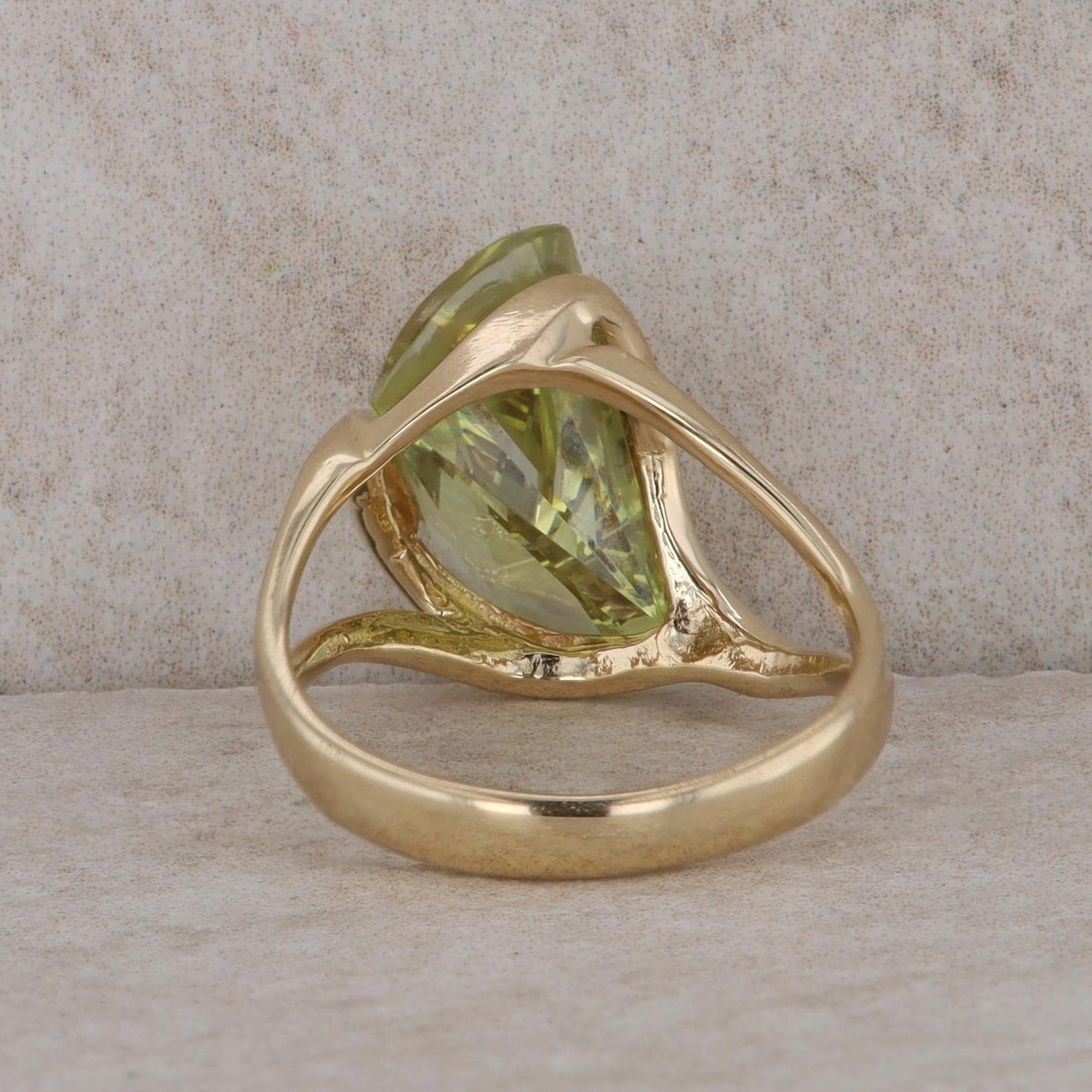 14k Yellow Gold Fantasy Cut Sphene Ring