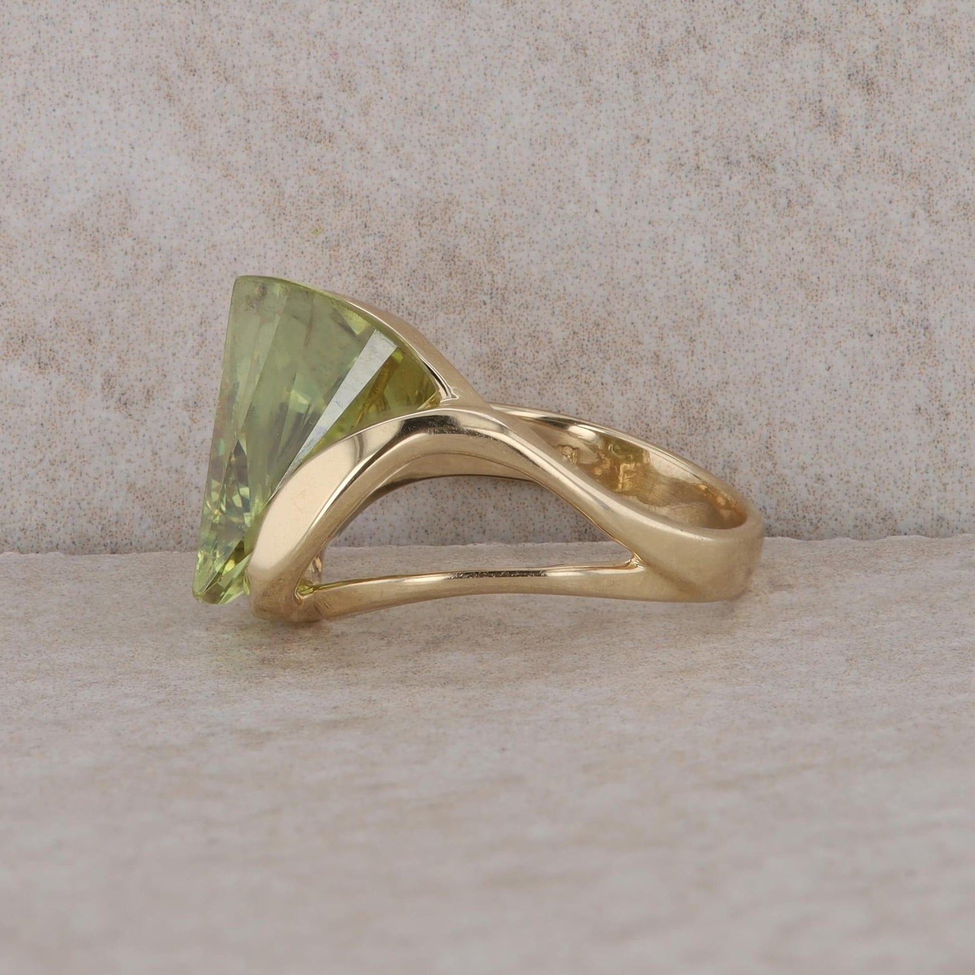 14k Yellow Gold Fantasy Cut Sphene Ring