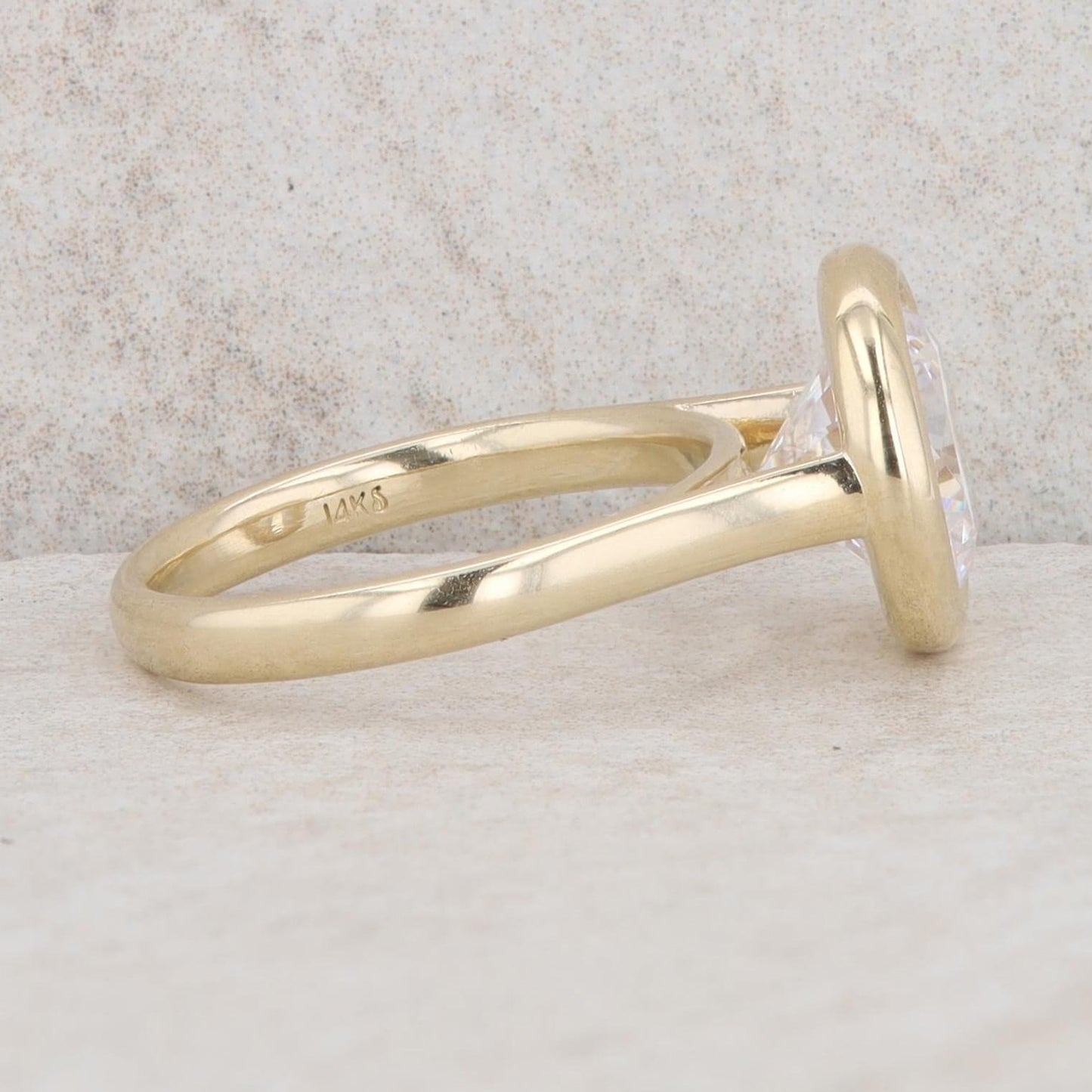 14k Yellow Gold Round Cubic Zirconia Ring