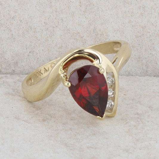 10k Yellow Gold Pear Mozambique Garnet & Diamond Curved Ring