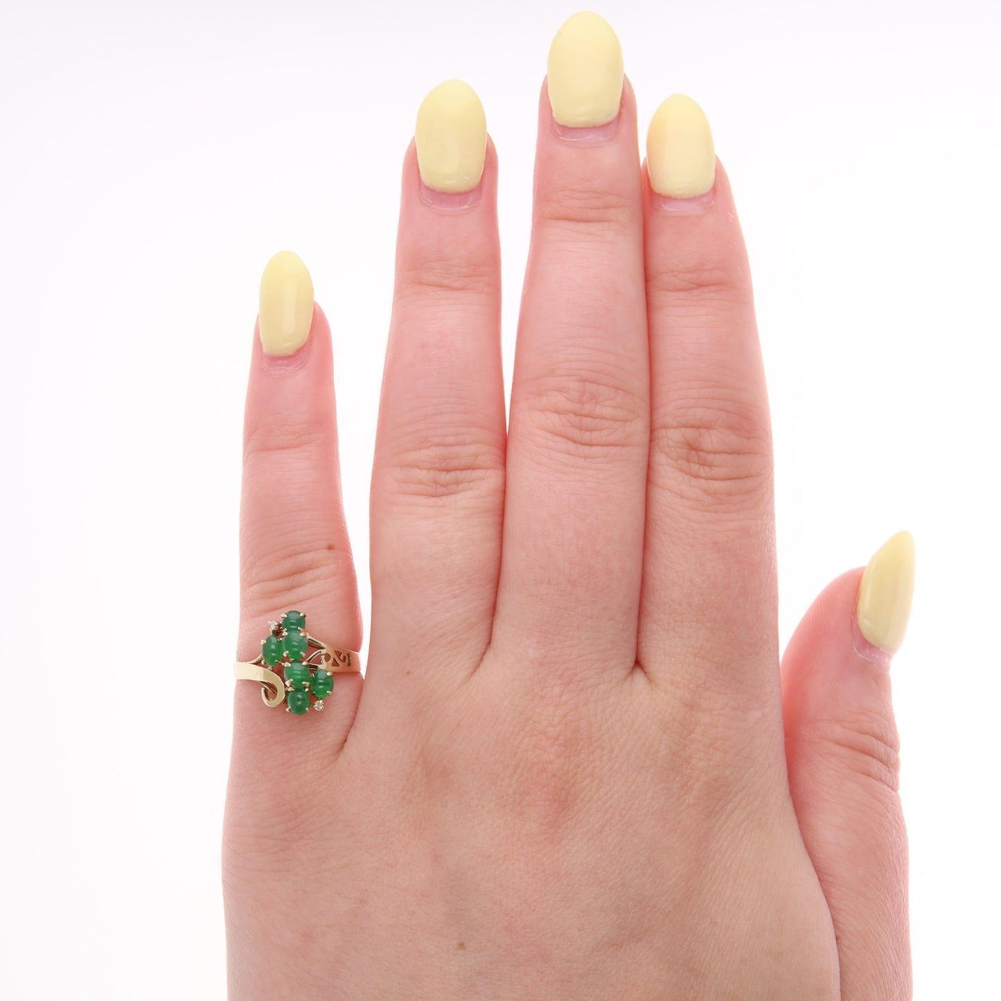14k Yellow Gold Oval Cabochon Jade & Diamond Cluster Filigree Ring