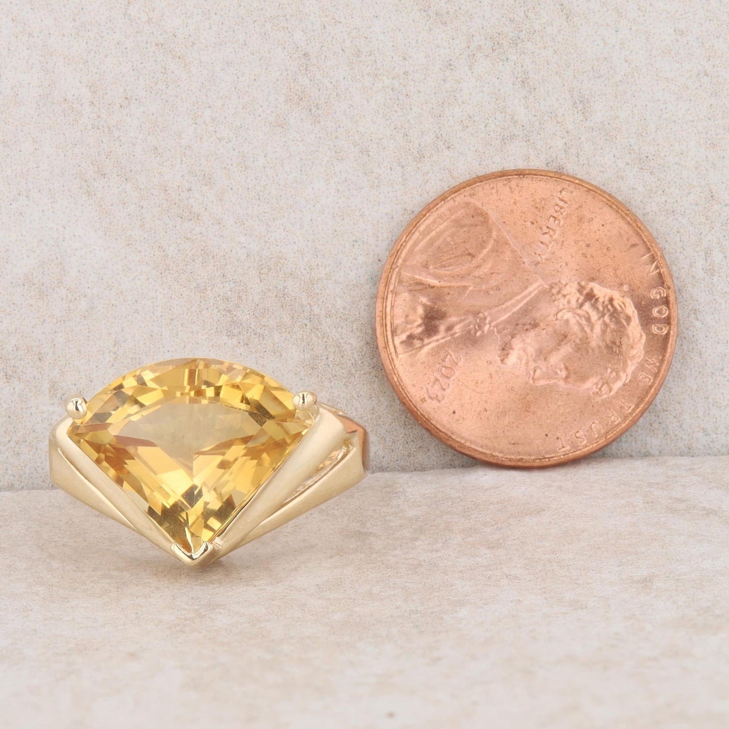 14k Yellow Gold Trillion Citrine Ring