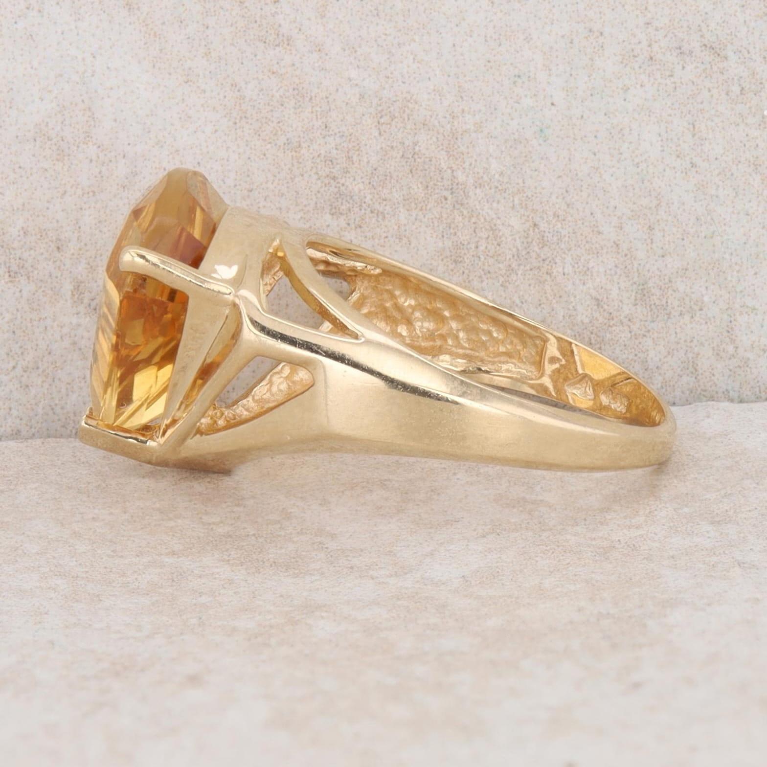 14k Yellow Gold Trillion Citrine Ring