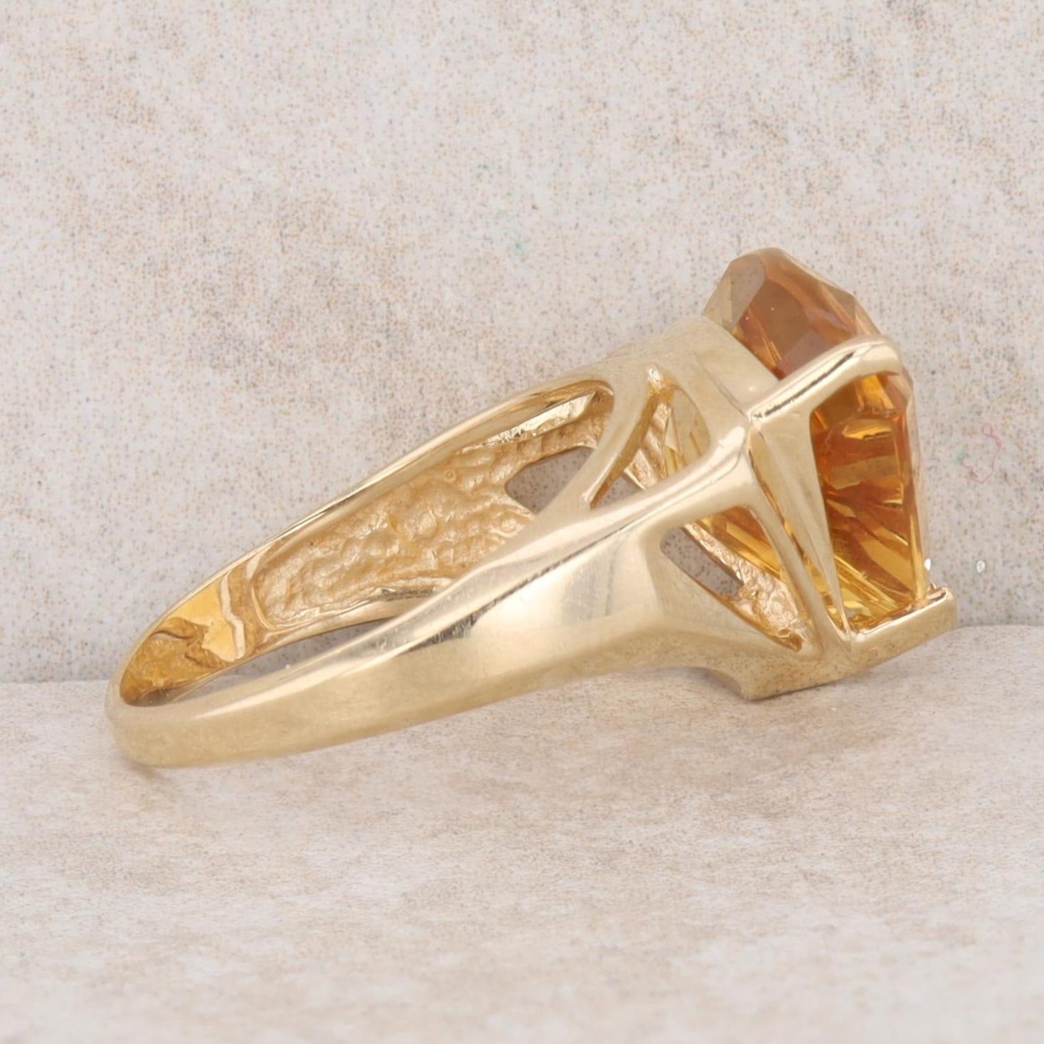 14k Yellow Gold Trillion Citrine Ring