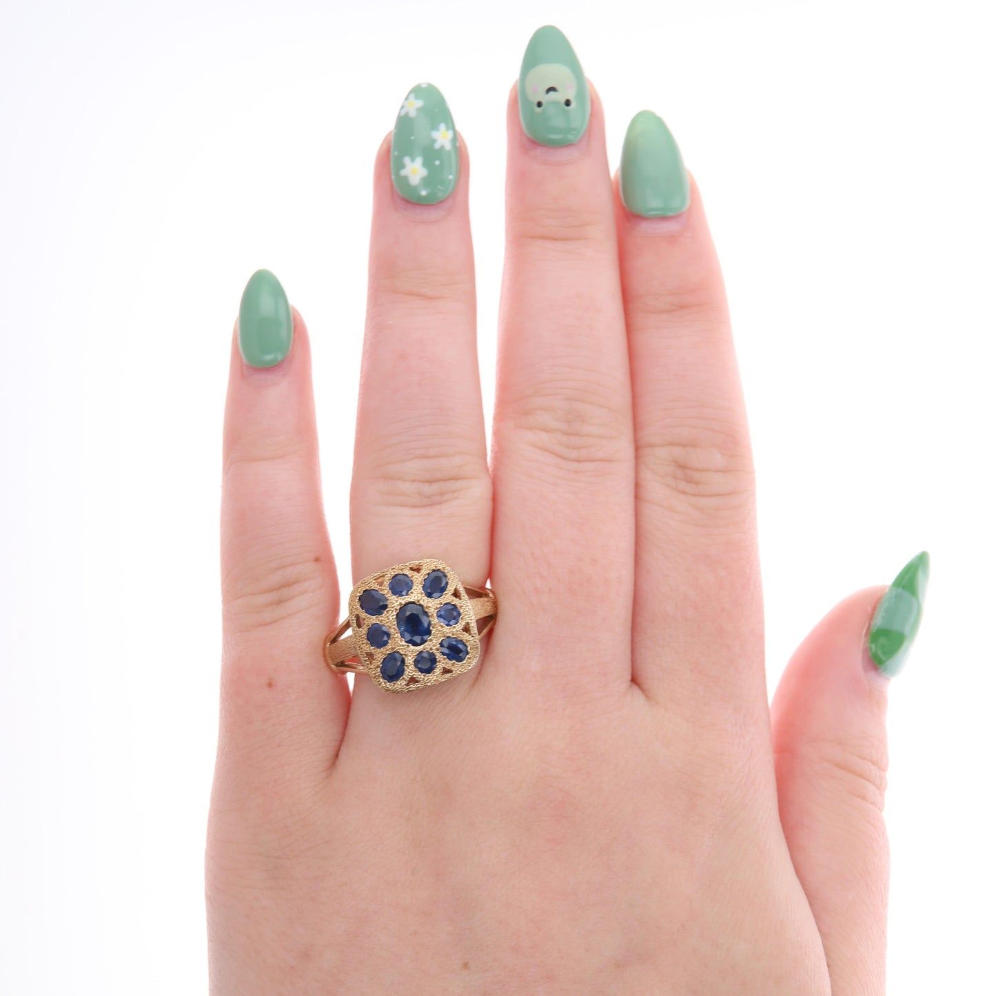 14k Yellow Gold Round & Oval Sapphire Textured Square Ring