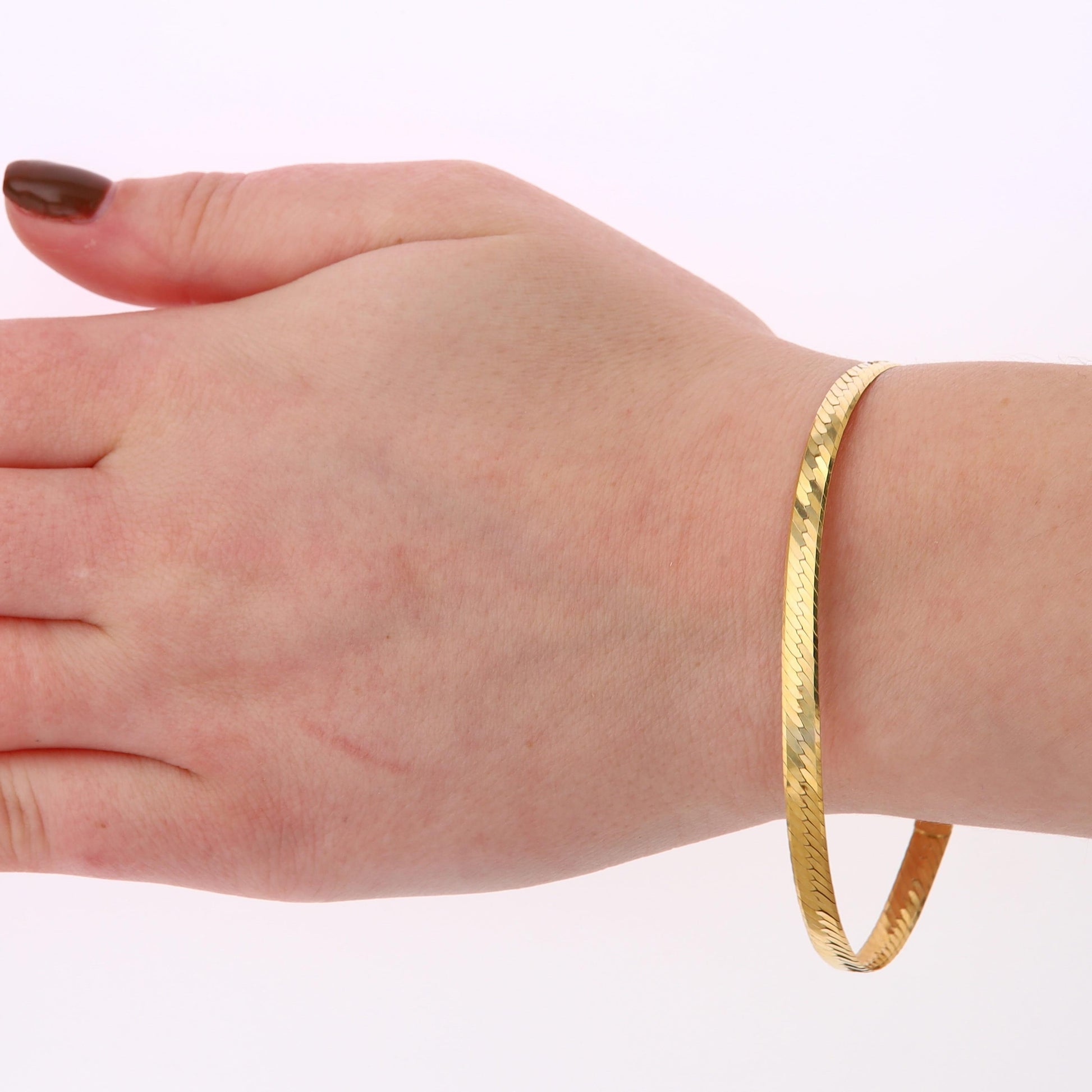 14k Yellow Gold Herringbone Bracelet 8" 5.45g