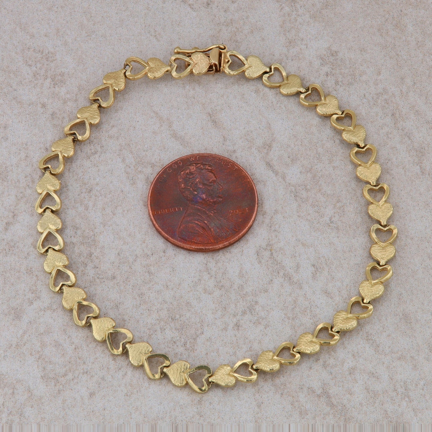 14k Yellow Gold Textured Heart Bracelet