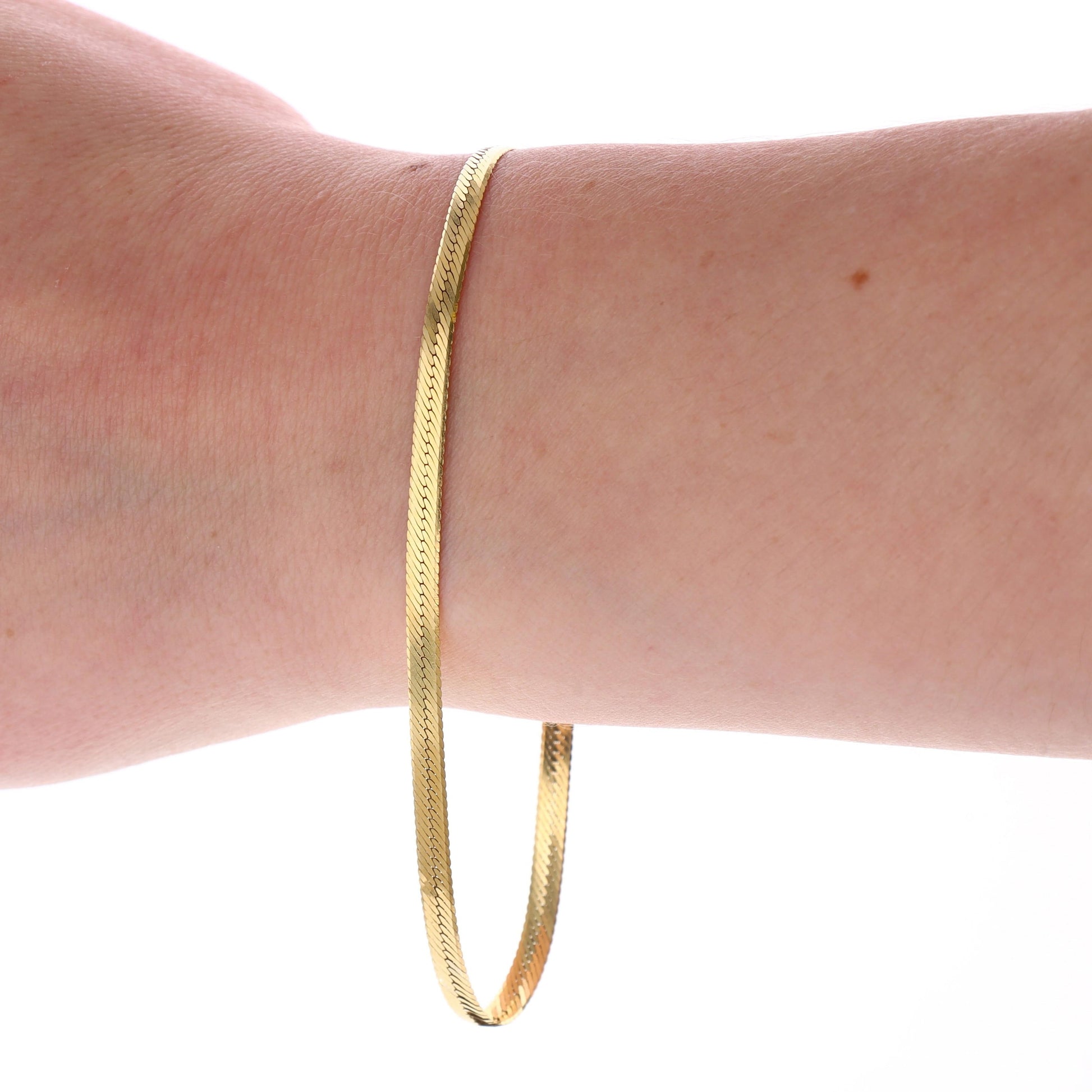 14k Yellow Gold Herringbone Bracelet 8" 3.2g